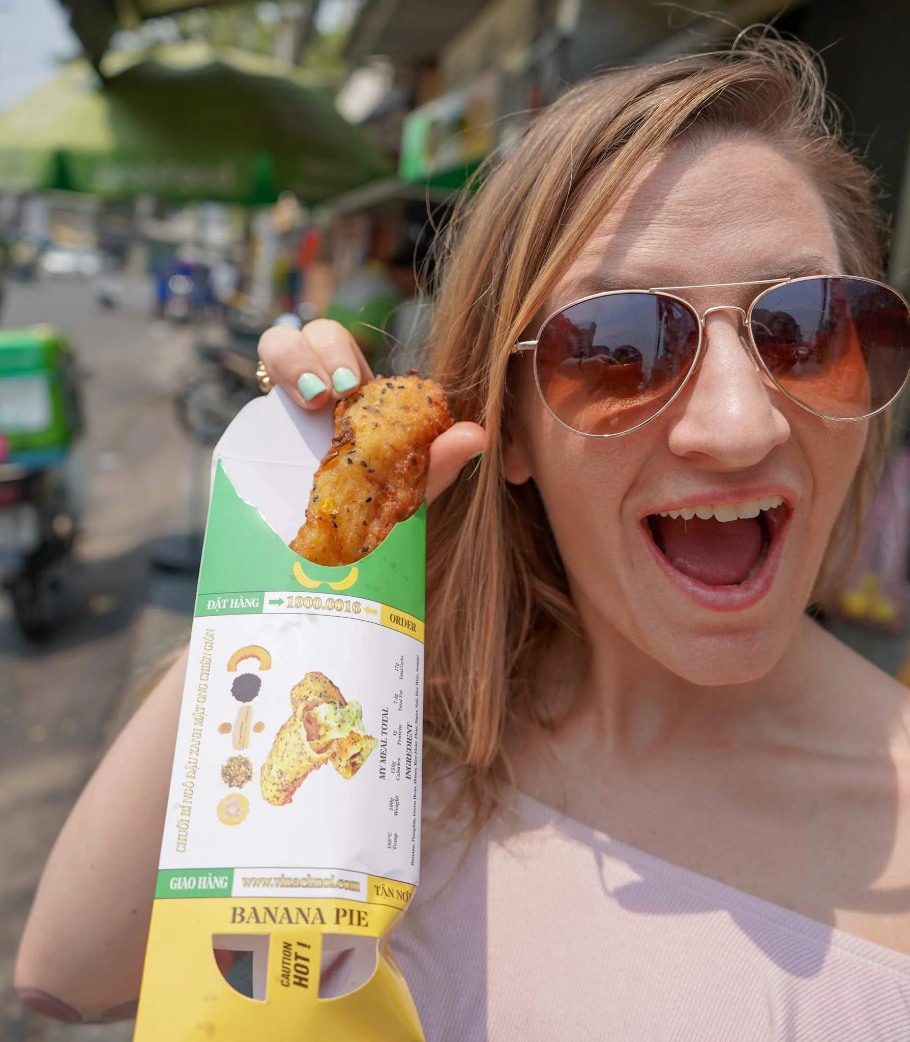 uprooted-traveler-ho-chi-minh-city-vegan-Chuối-Chiên-fried-banana-saigon.jpg