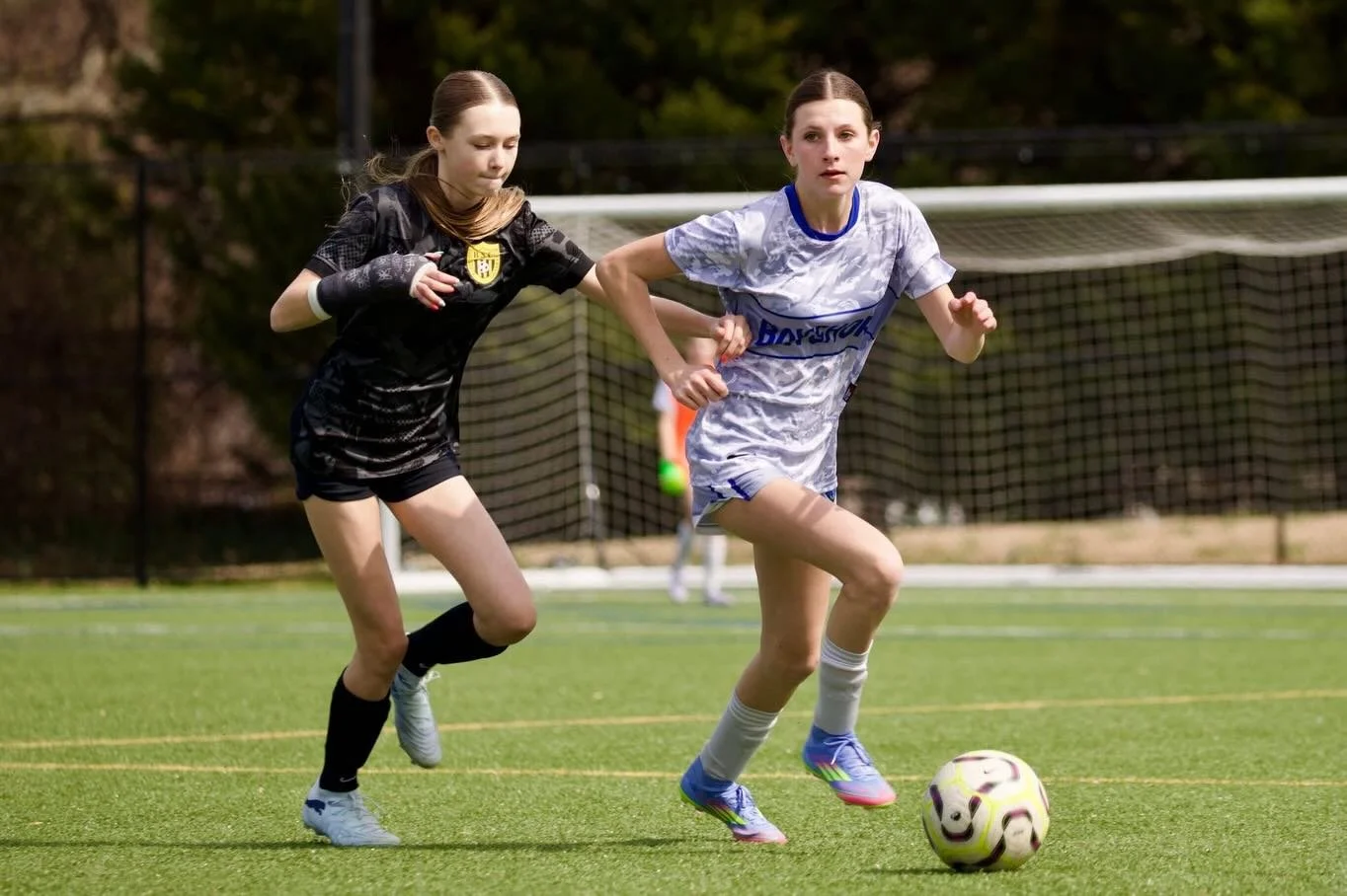 Bayshore Wave kicked off hard, showing that recent additions and returning players have joined with a winning hunger! On Saturday, Wave controlled the match 60/40 or better and outshot the Broadneck Black Mambas 2:1, earning a handful of corners as w