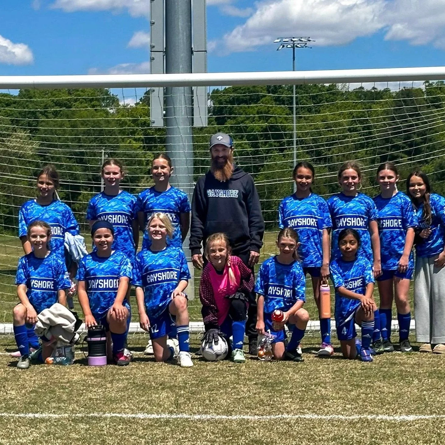 Bayshore Rays hosted Liverpool FC for an EDP match up on Sunday at White Marsh!  The girls started strong with a quick early goal, taking a 1-0 lead.  Moments later, Liverpool responded with a goal off a free kick.  The girls maintained their composu