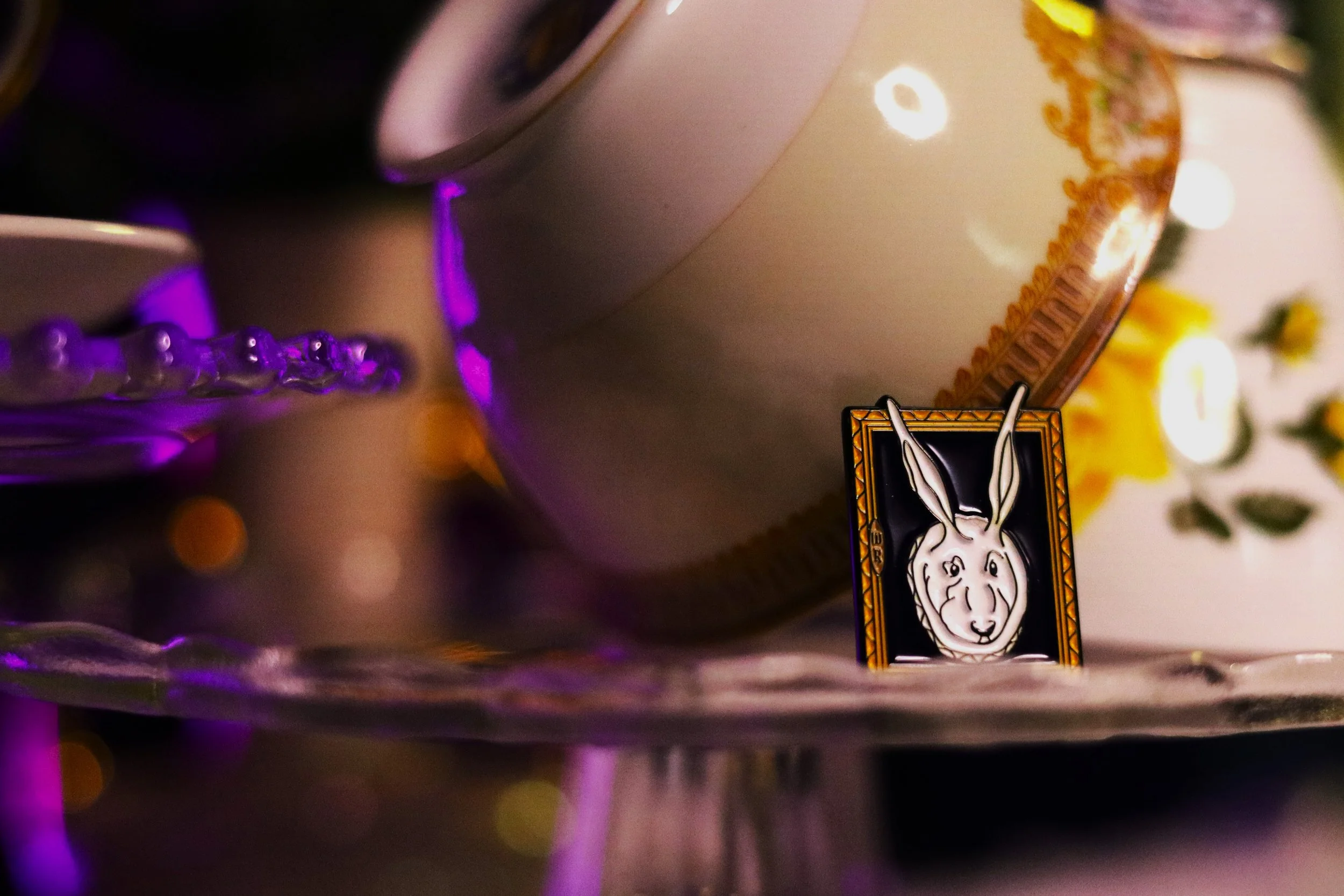 Fifth Edition Ten/6  "White Rabbit" Pin (W for short)