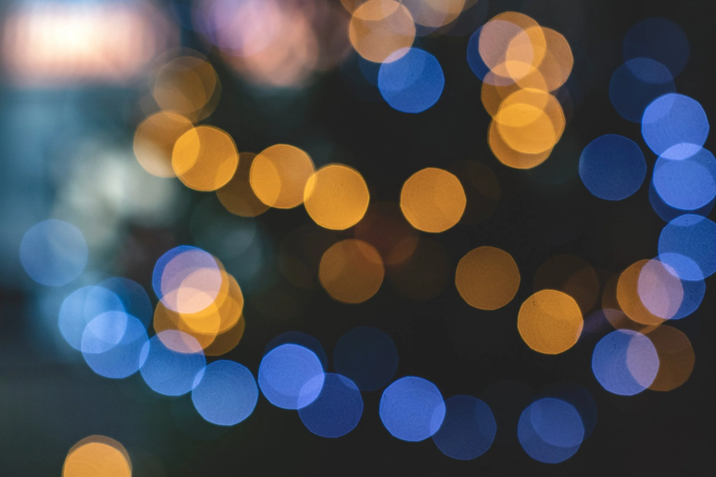 Bokeh_Blue_Gold_Pxls3516751.jpg