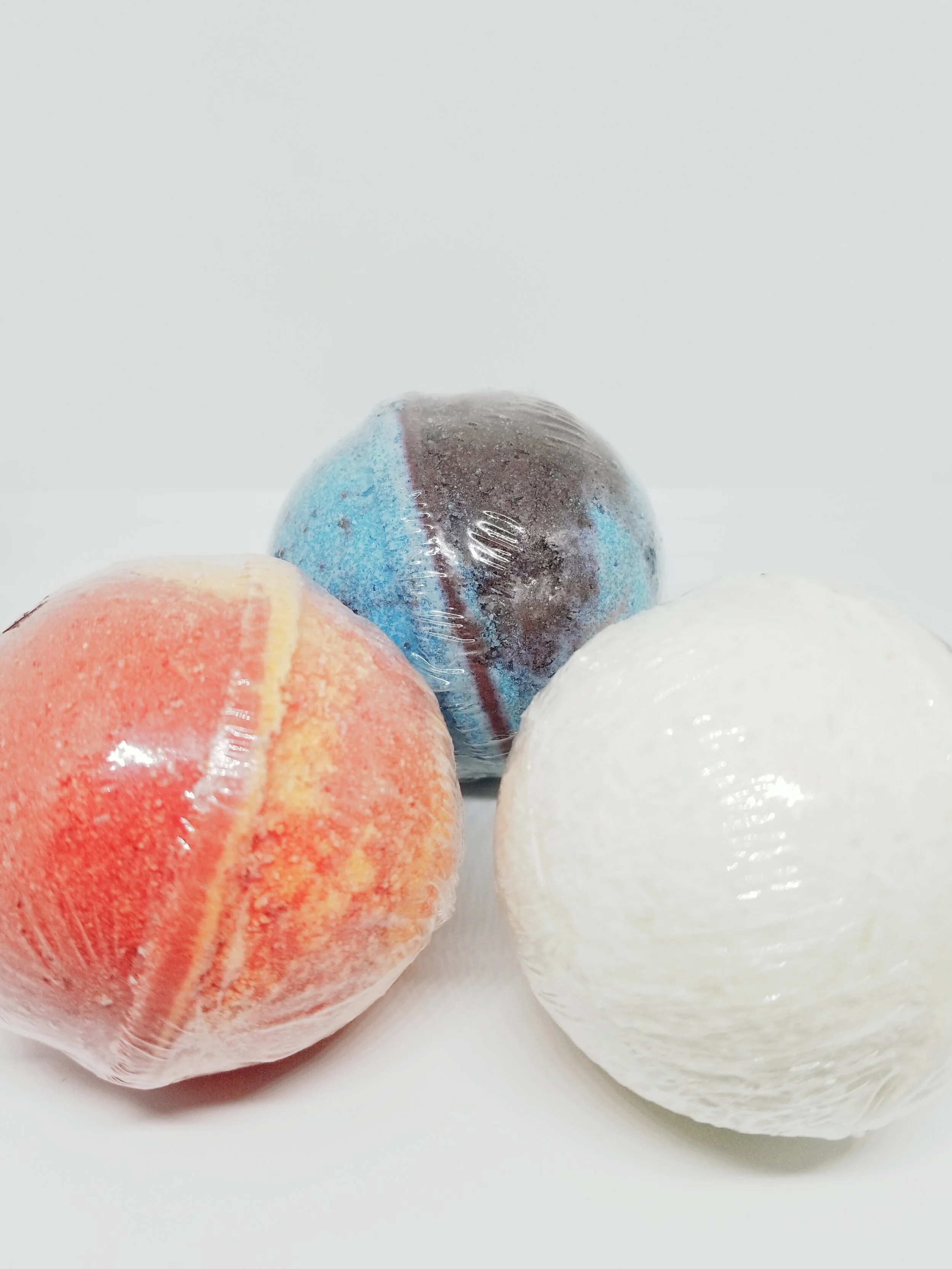 Luxurious Bath Bomb (Various Scents)