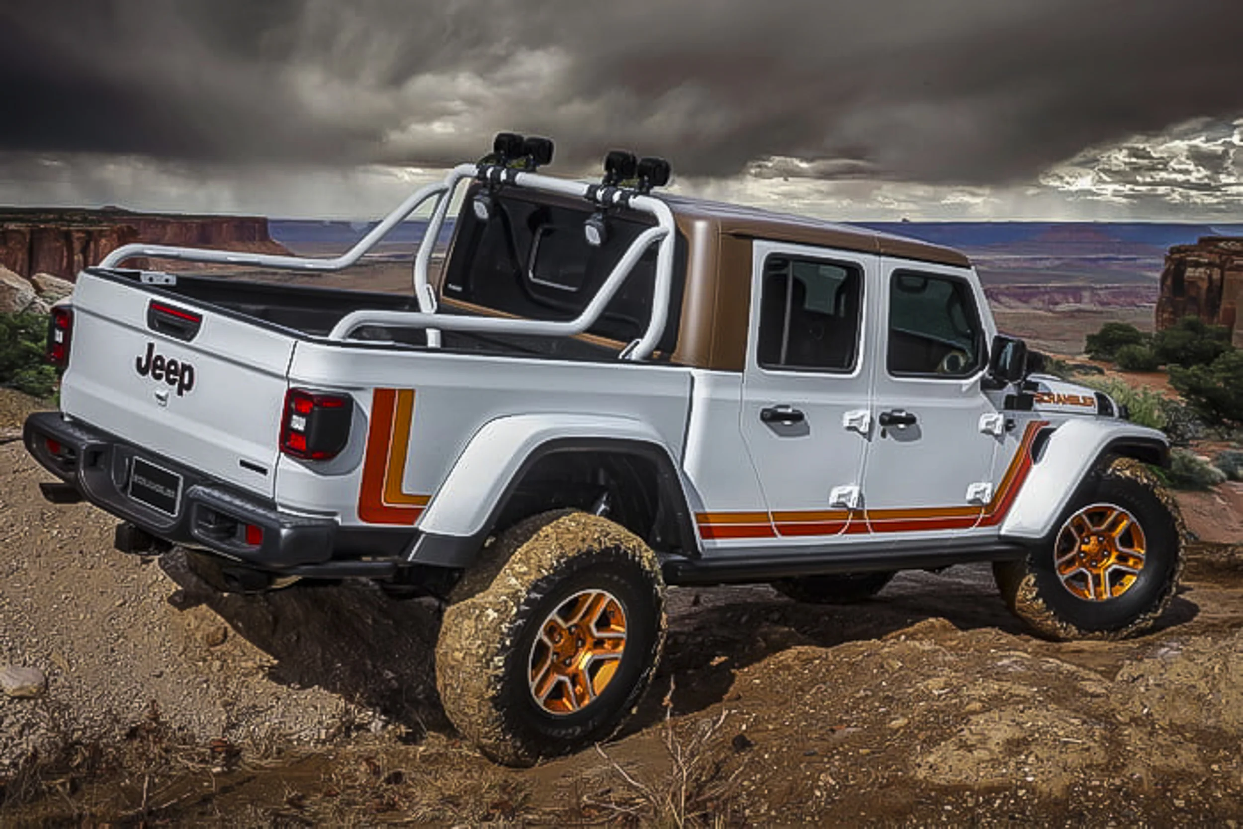 2019-jeep-moab-safari-concepts-11-700x467-c.jpg