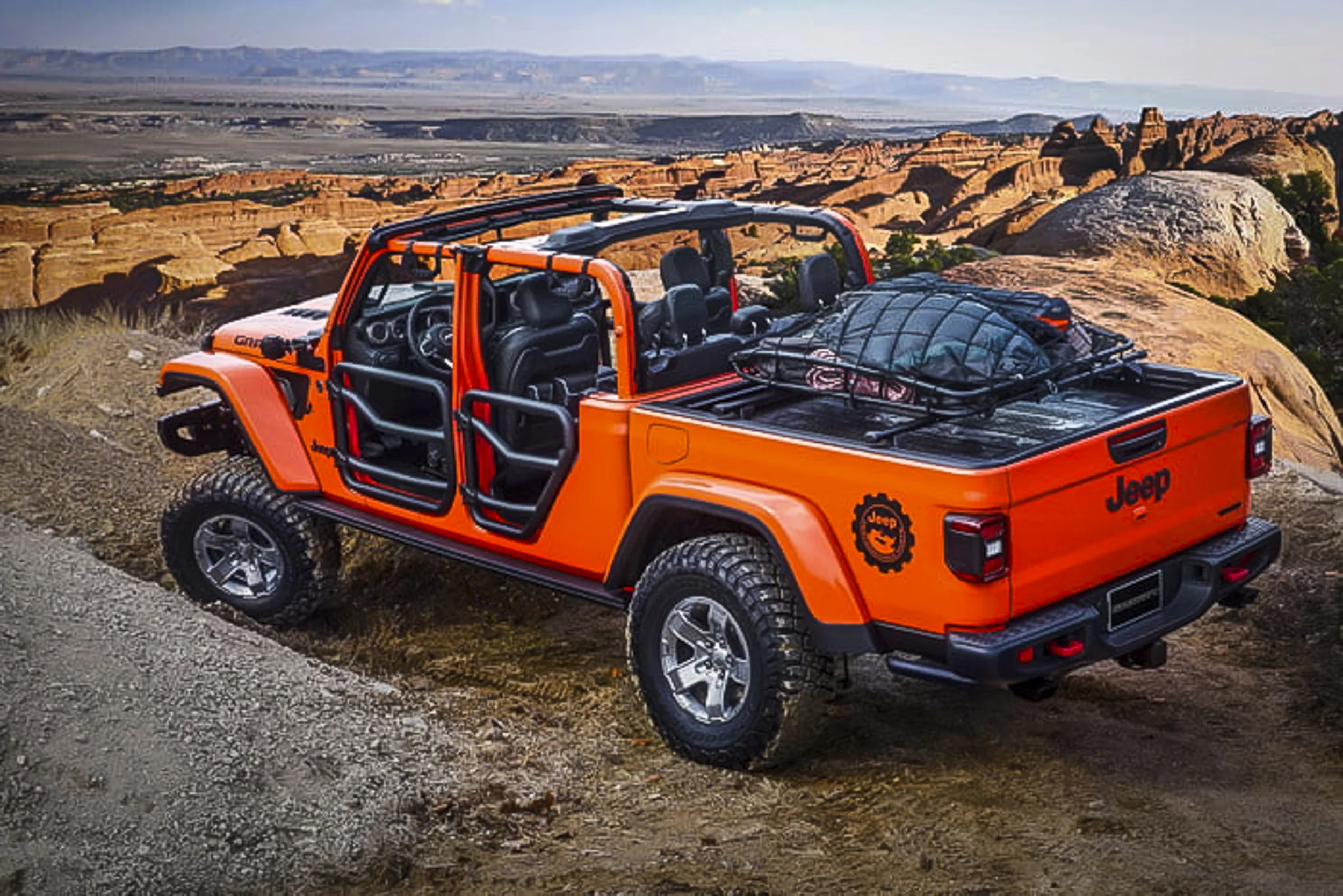 2019-jeep-moab-safari-concepts-13-700x467-c.jpg