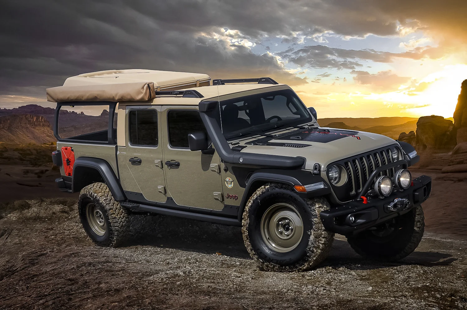 easter-jeep-safari-2019-wayout-concept-front-quarter-01.jpg