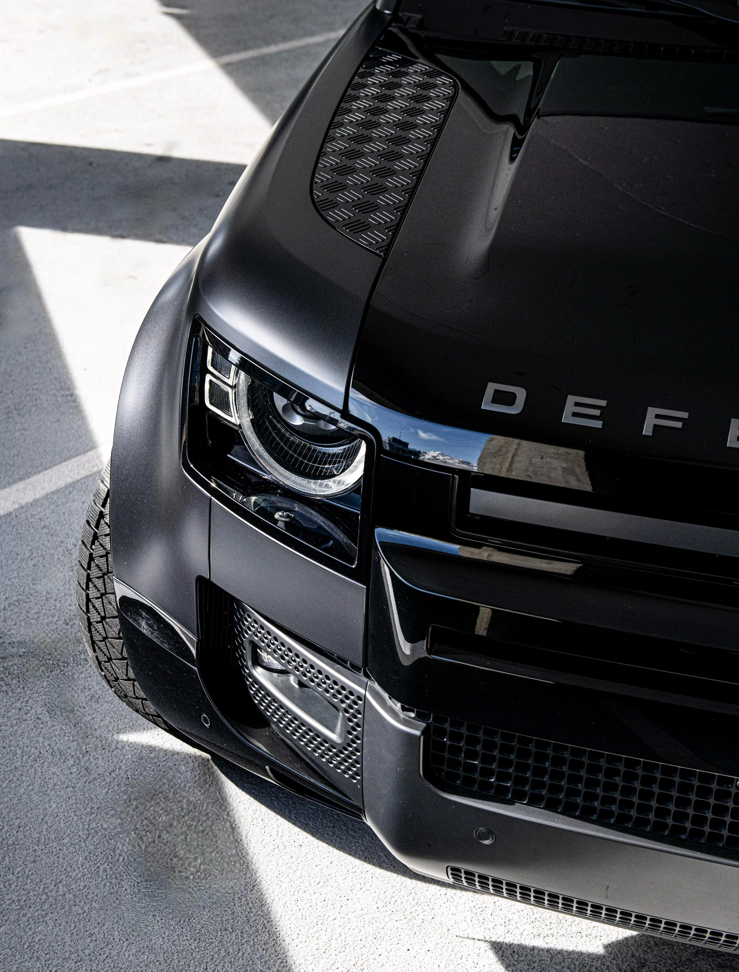 Defender Front Detail.jpg