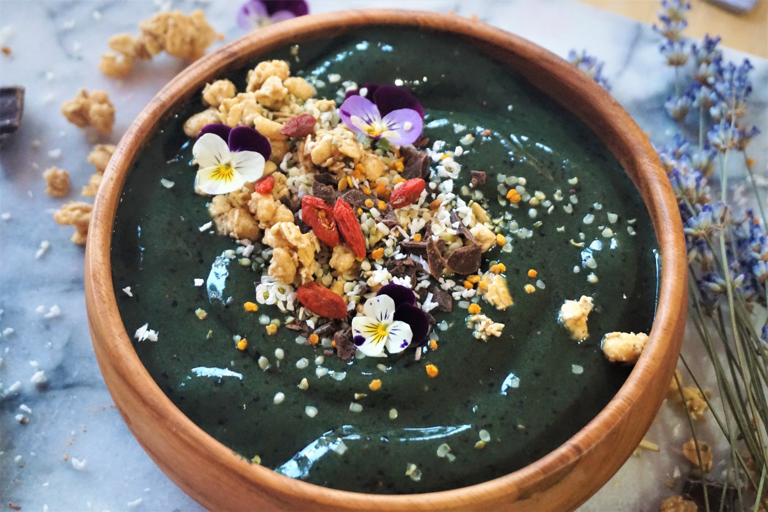 Blueberry Spirulina Smoothie Bowl — The Gut Nursery