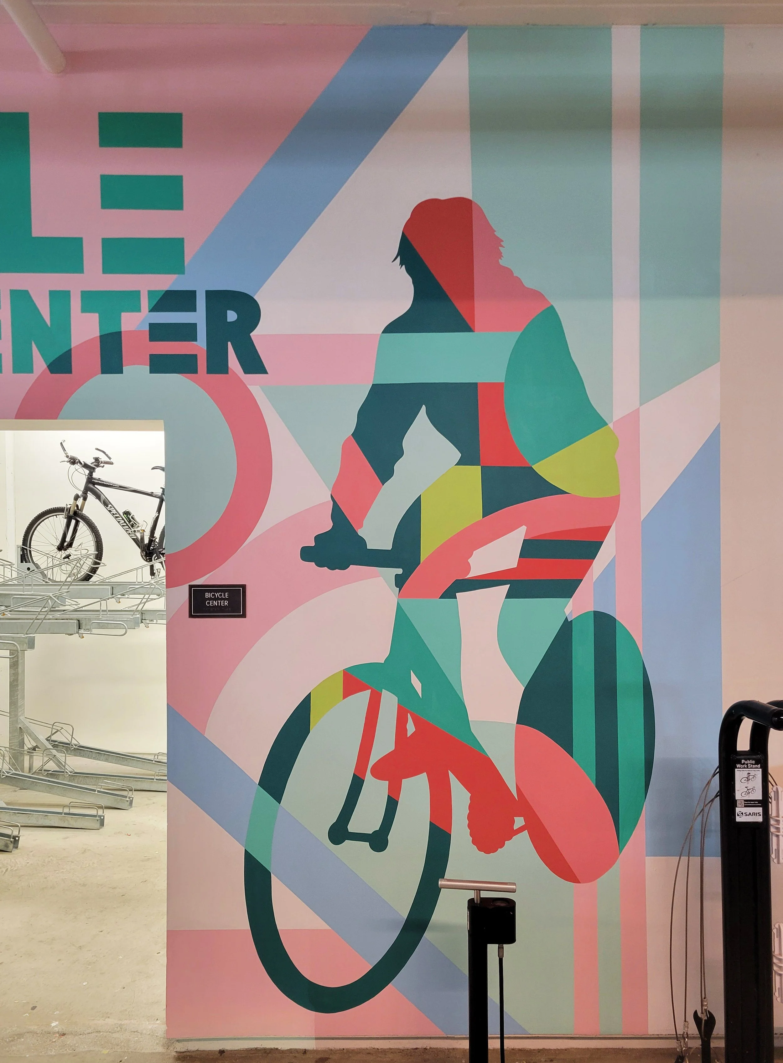 Detail of right bicyclist from Manhattan beach Bicycle center mural