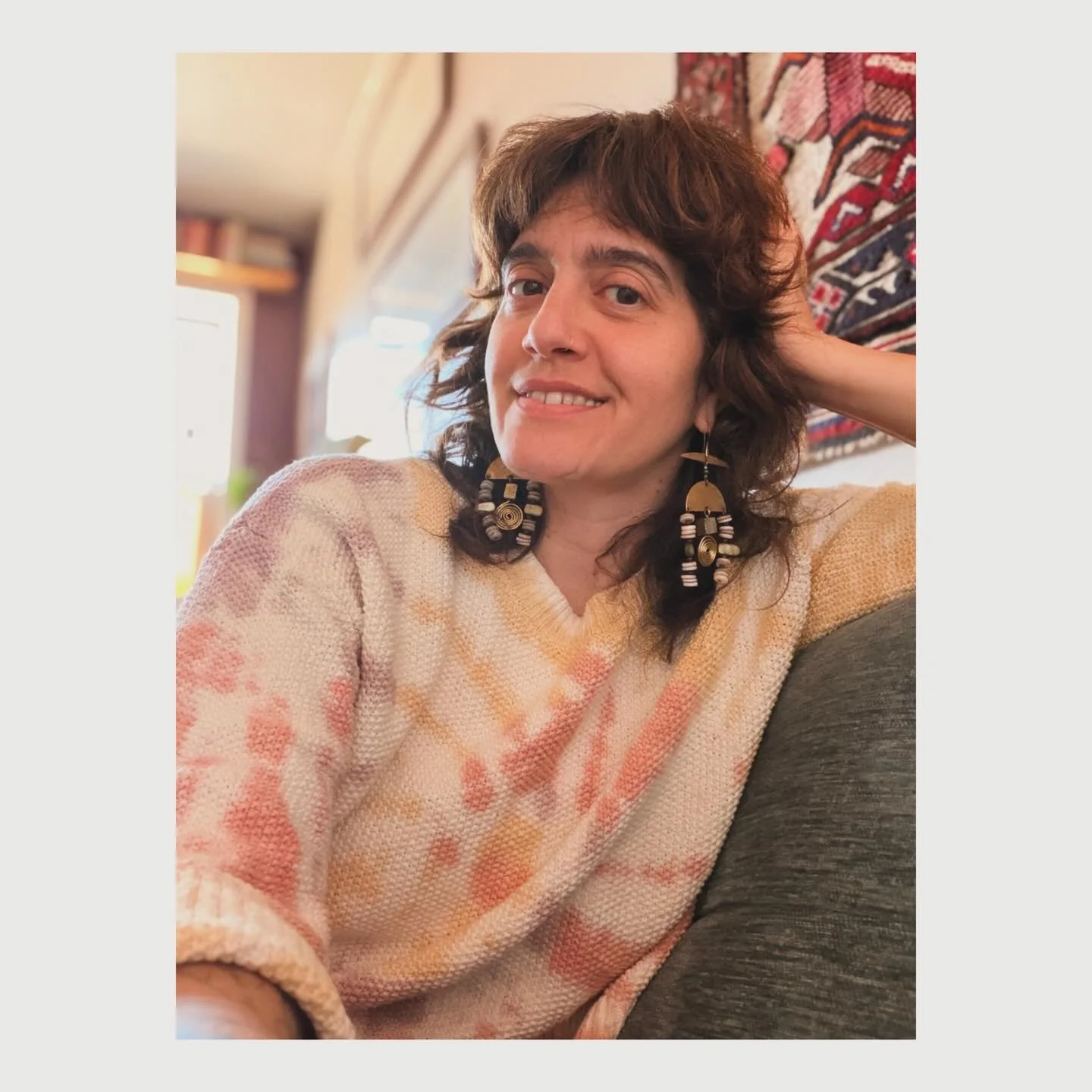 .. .. :: || hey there, I&rsquo;m Ankeen, a massage therapist and lymphatic drainage practitioner based in Flatbush Brooklyn. I&rsquo;ve been a licensed body worker for over seven years, and a wellness coach and Ayurvedic practitioner for over ten.
.
