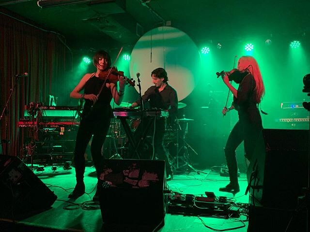 Thanks to everyone for coming out last night! It was a blast 👻🎶🎻 &bull;
&bull;
&bull;
#echooftheghost #nycmusicians #nycband #electroviolingirl #electronicmusic #electrodance #indiemusic #electroviolinshow #electroviolinperformance #liveperformanc