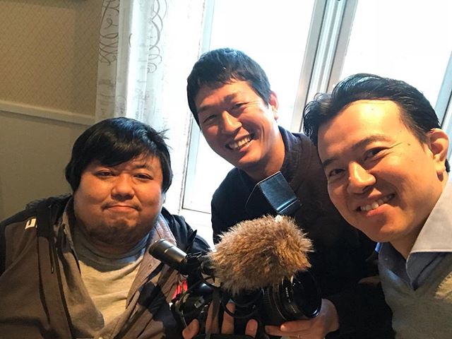 Brian with #tvtokyo film crew at #emmasdr&oslash;mmekj&oslash;kken in #troms&oslash; .  Amazing food and fantastic hospitality from Emma and team!