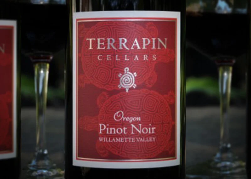 hotlips-catering-pinot-noir