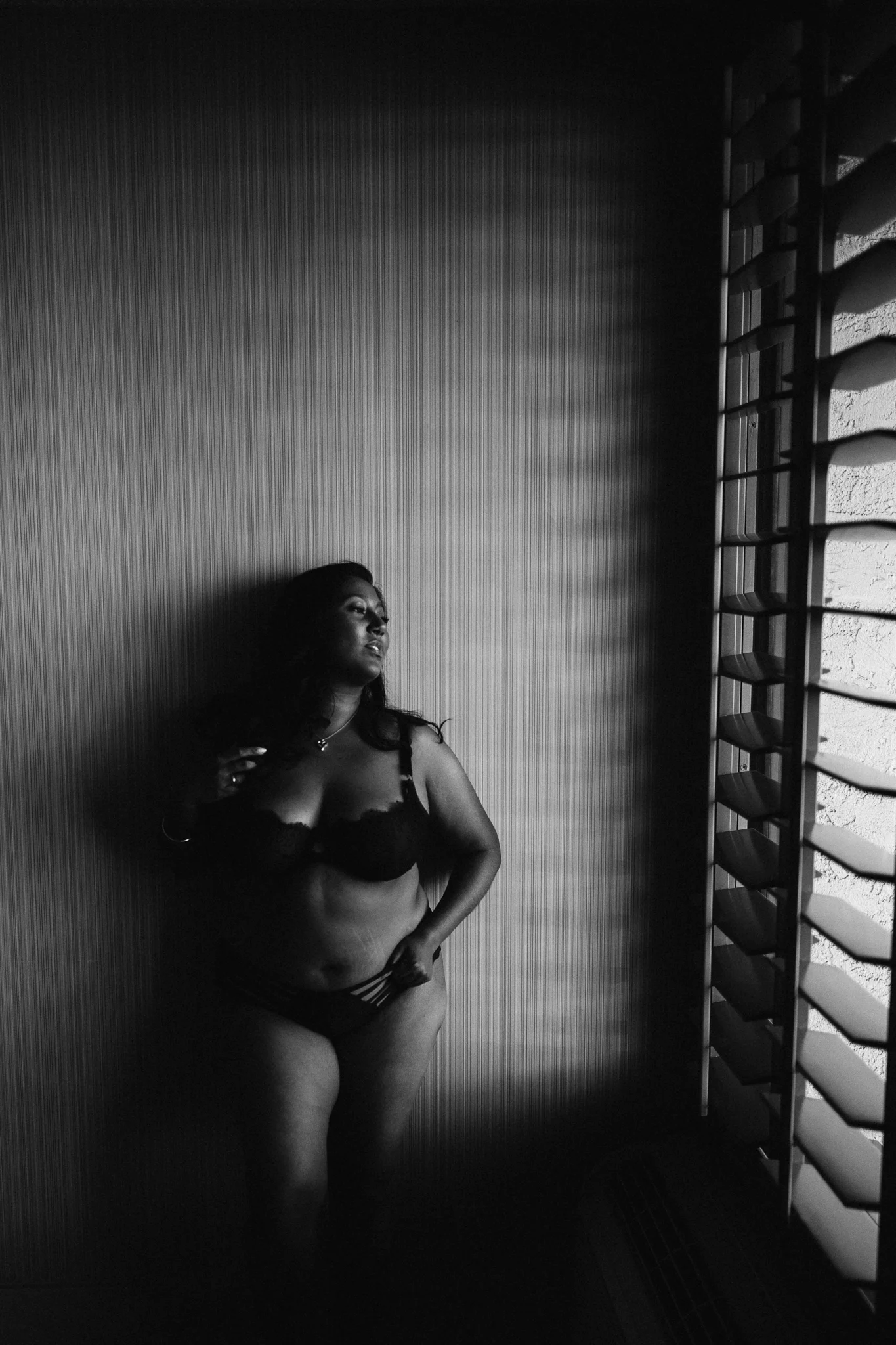 Lindsay Petty Photography -classy and elegant boudoir photoshoot - Long Beach
