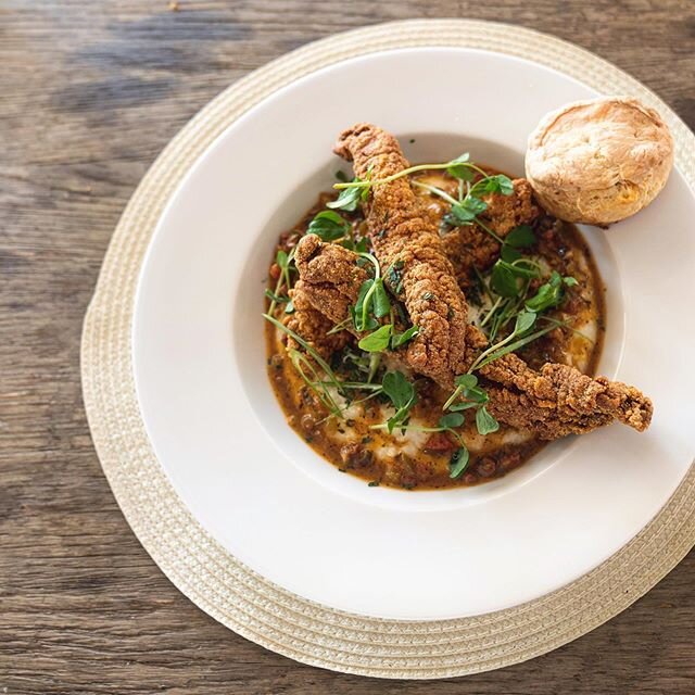 And on sundays we Brunch! 
Catfish and Grits w/ Cheddar Biscuits