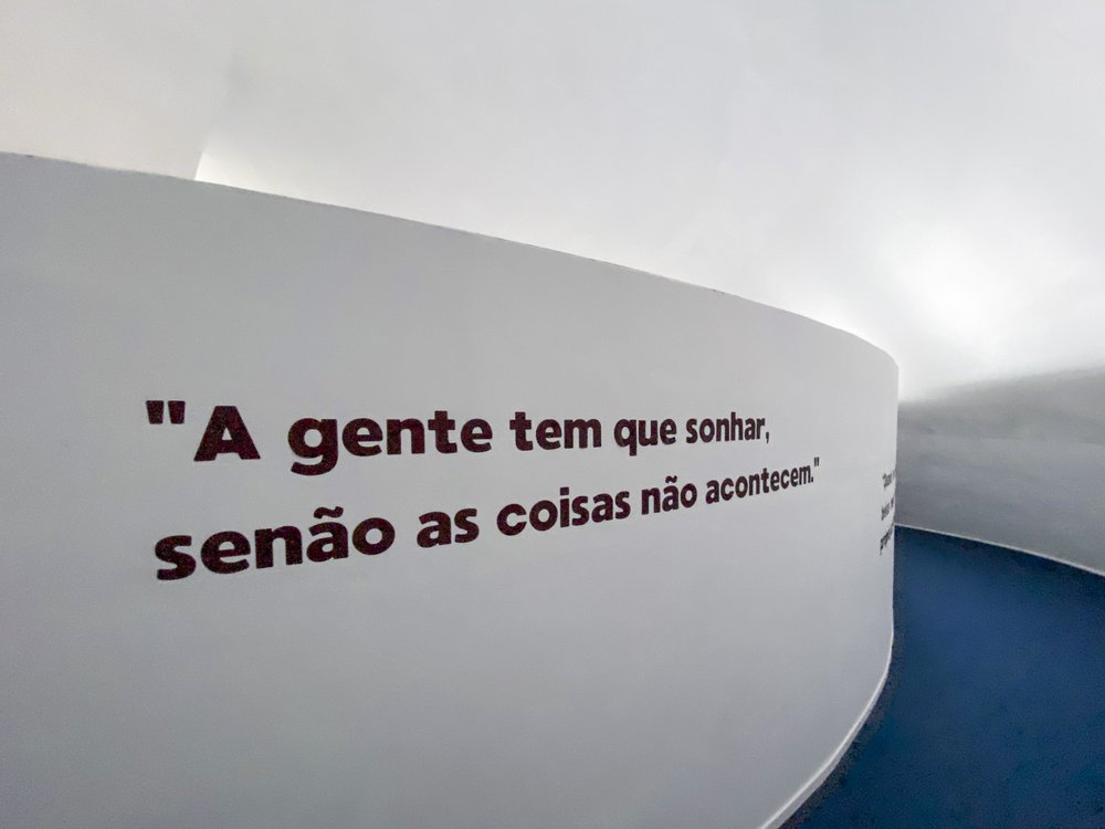  O. Niemeyer 