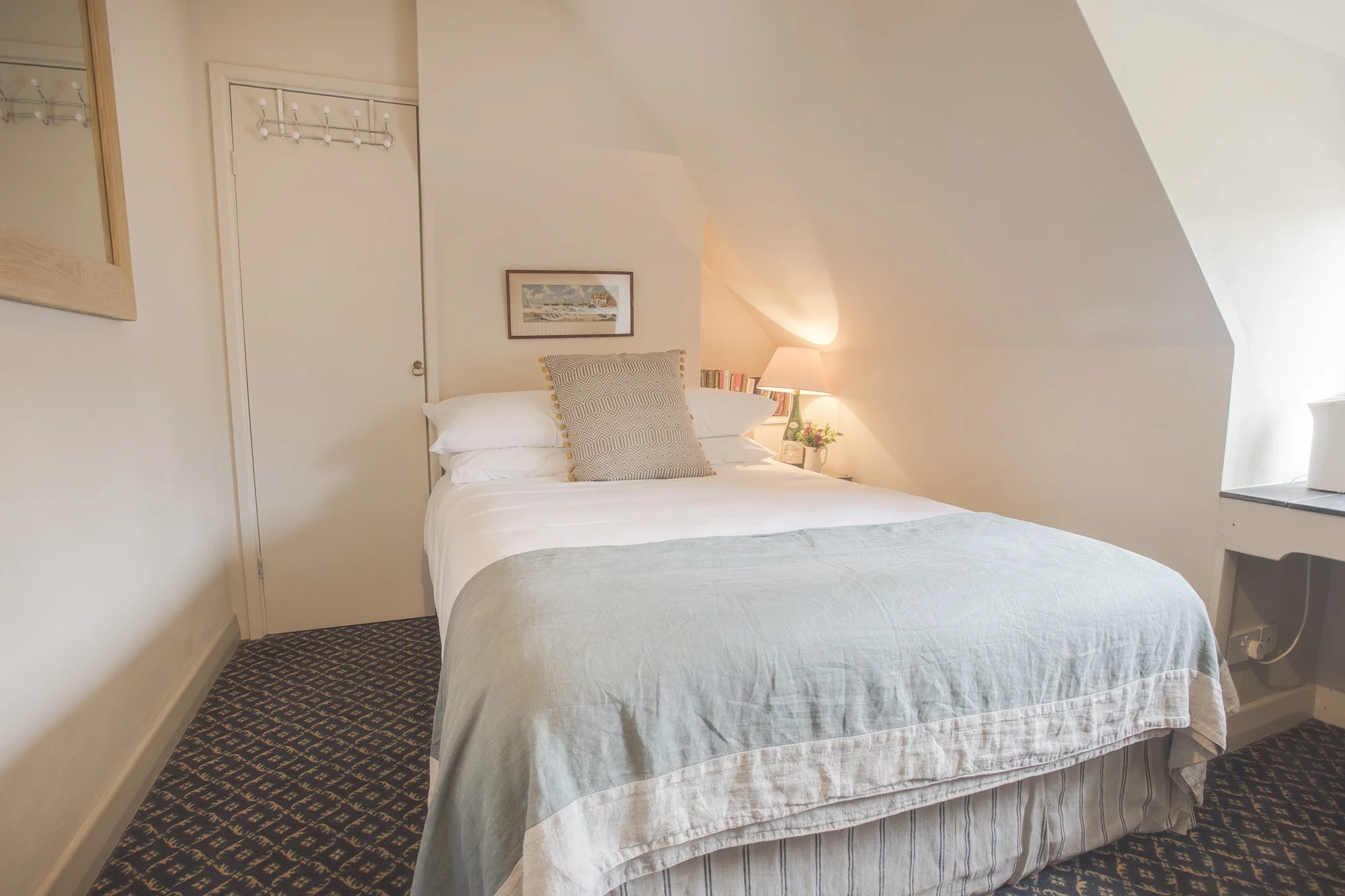 Room 3 - Compact Room with a double bed in the Main Building
