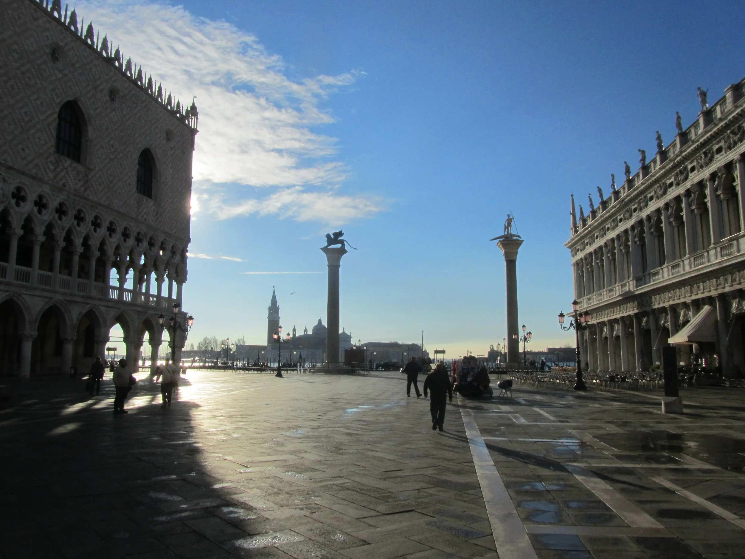 VENICE39 ART PHOTO.jpg