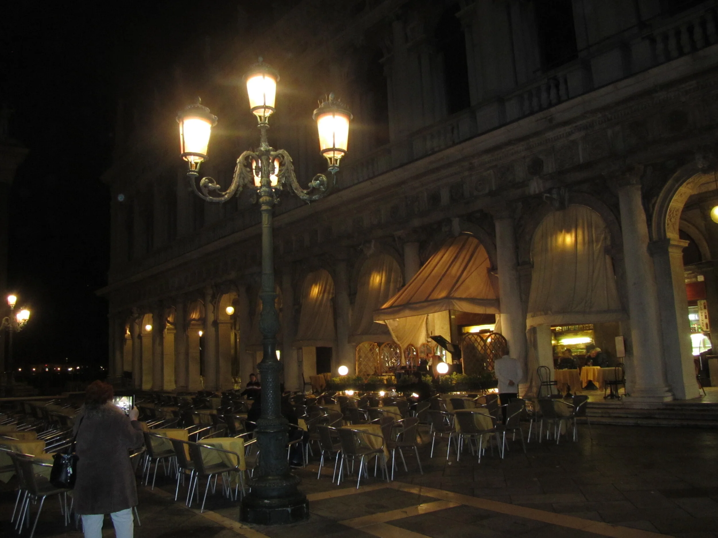 VENICE38 ART.jpg