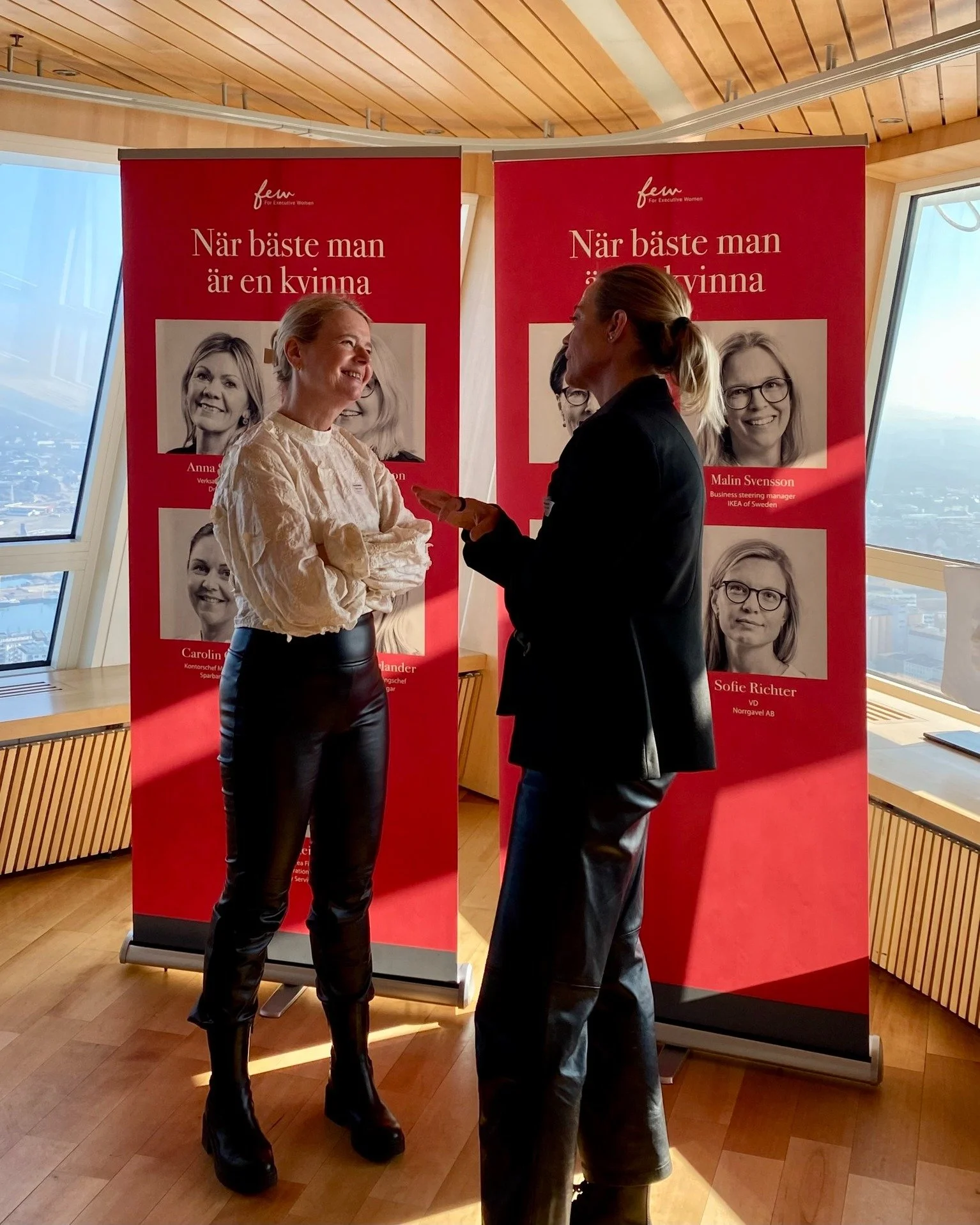 Vem borde g&aring; Few? 📕

Few &auml;r f&ouml;r dig som &auml;r nyfiken p&aring; dig sj&auml;lv, ditt ledarskap och din p&aring;verkan p&aring; andra. F&ouml;r dig som vill stanna upp och reflektera &ouml;ver hur du leder, varf&ouml;r du leder och v