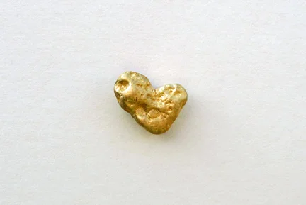 Love From Berlin Cast gold pin; 2009