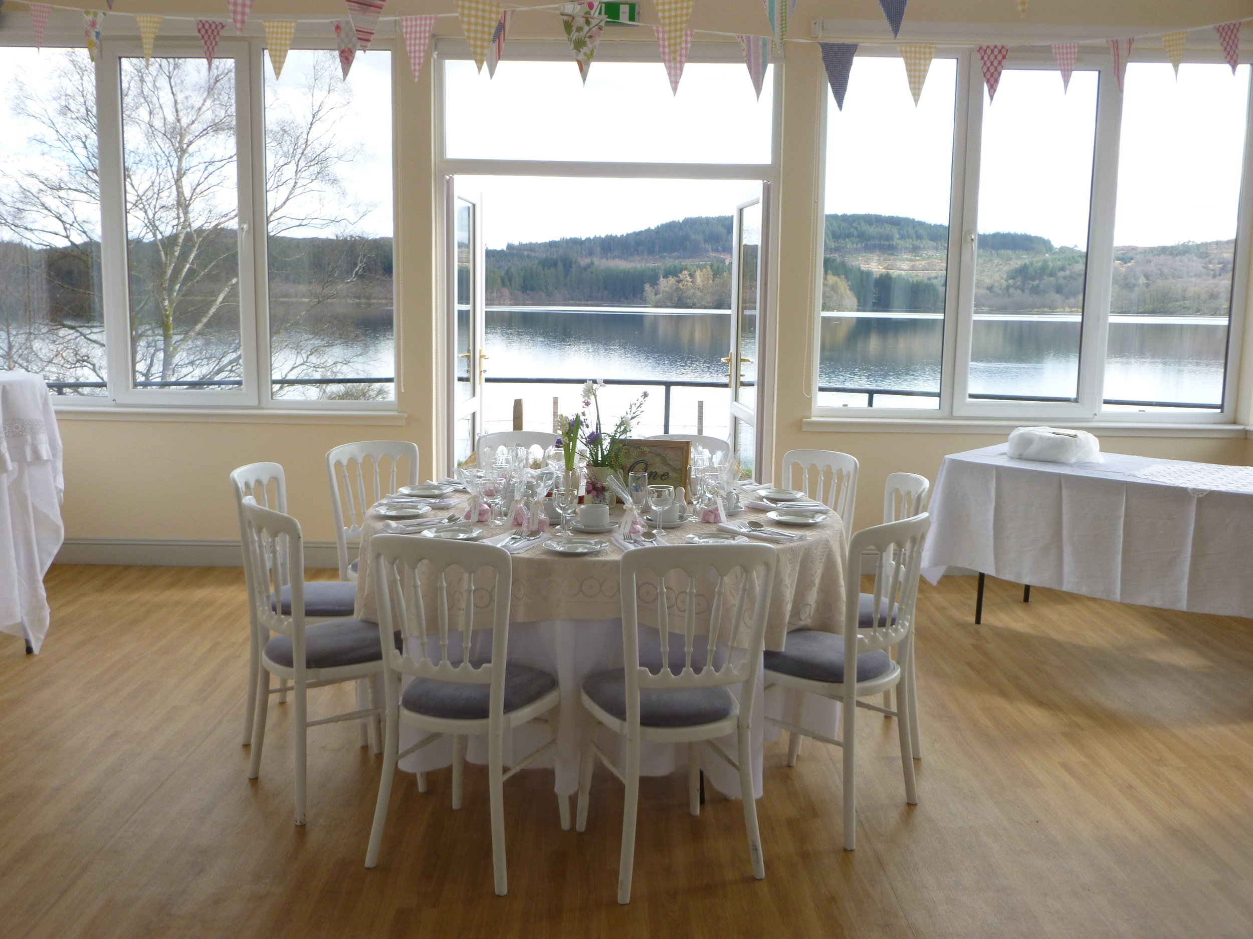 Top Table by th Loch.JPG