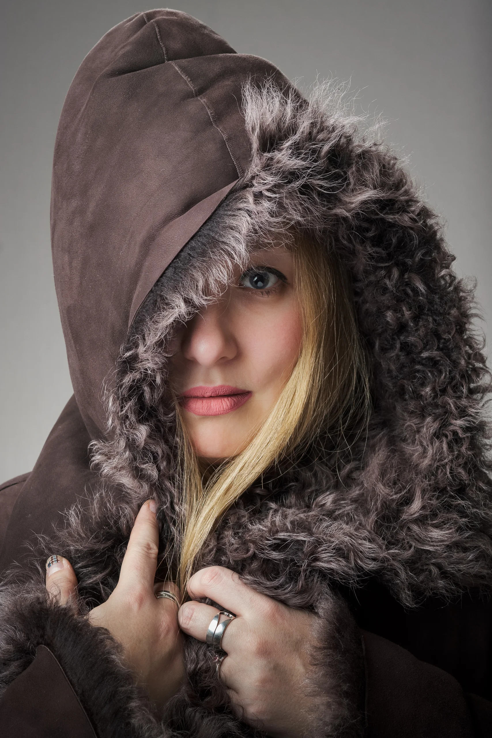 Johanna, studio portrait