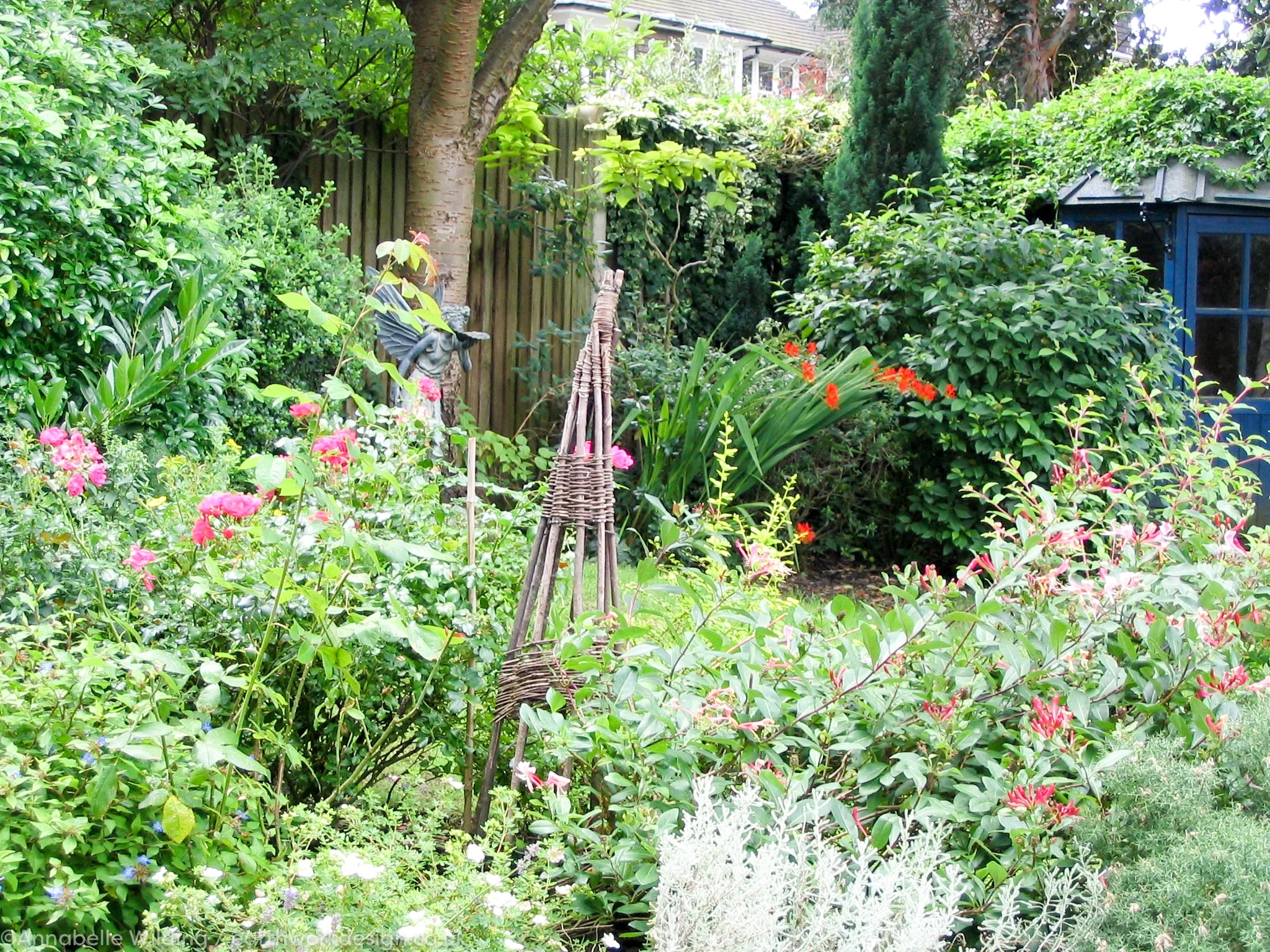 Walled garden after.jpg