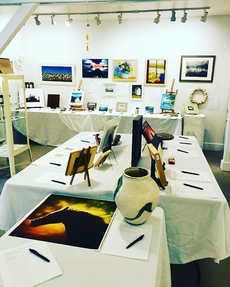 Silent Art Auction &amp; Party at Spring Street Gallery
 
Saturday, Oct. 7th, 5 - 7 pm
 
Live Music &amp; Refreshments 

Everyone welcome!

Last bids at 6:30 pm
The Spring Street Gallery is celebrating its 41st year as Block Island's only community a