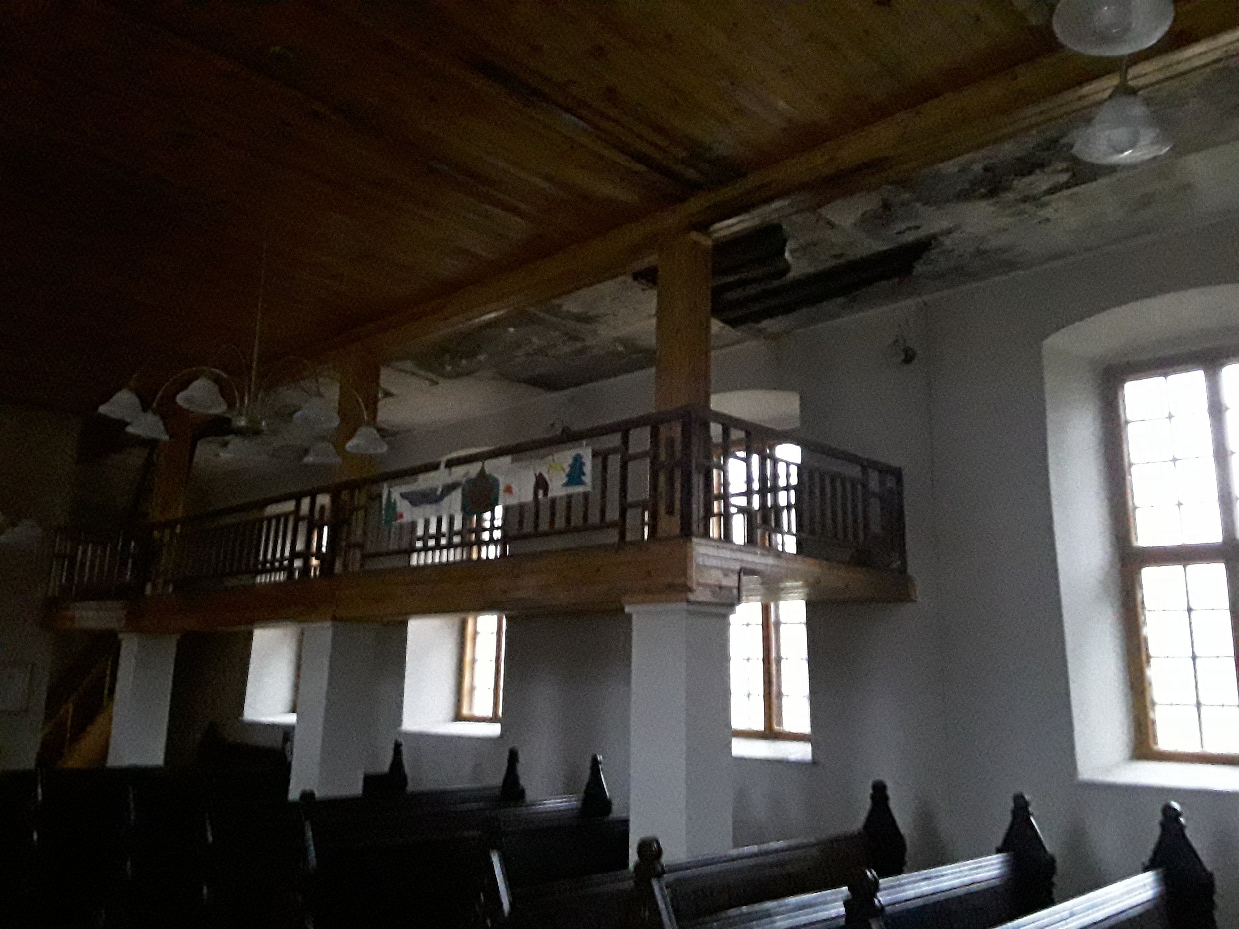 inside1.jpg