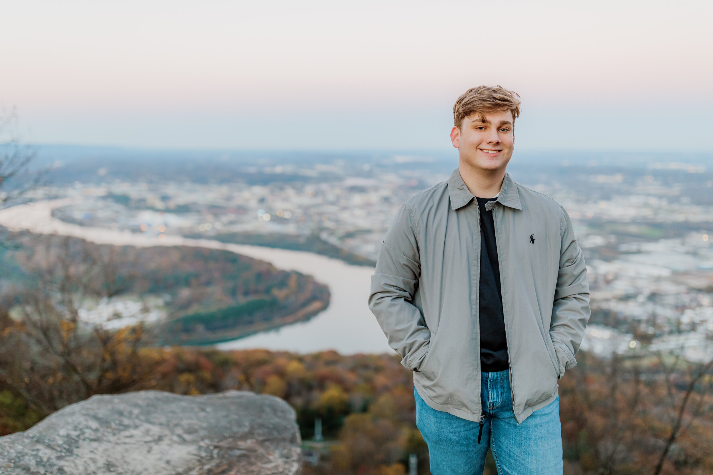 Senioir_Session_Point_Park_Chattanooga_TN_Emily_Lester_Photography-256.jpg