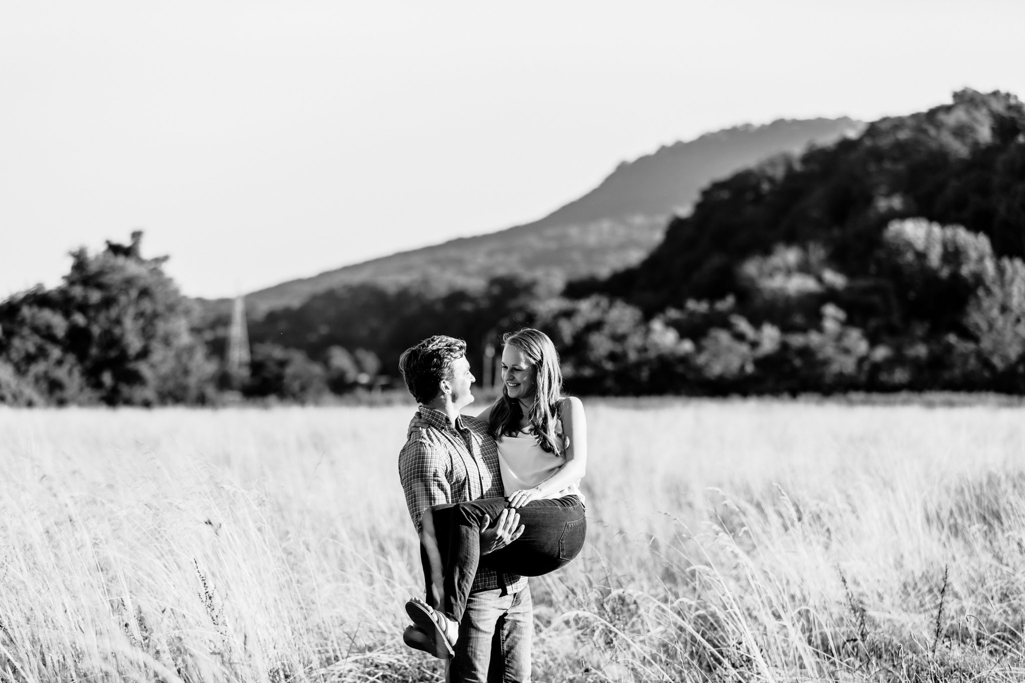 Engagement_Session_Chattanooga_TN_Emily_Lester_Photography-135.jpg