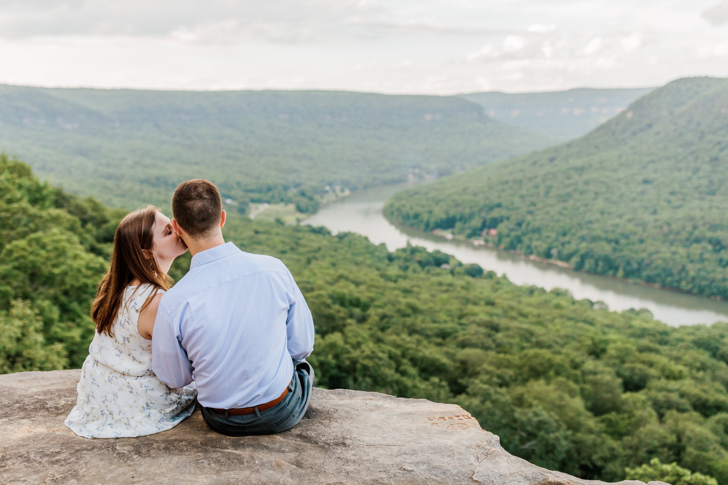 Engagement_Session_Chattanooga_TN_Emily_Lester_Photography-48.jpg