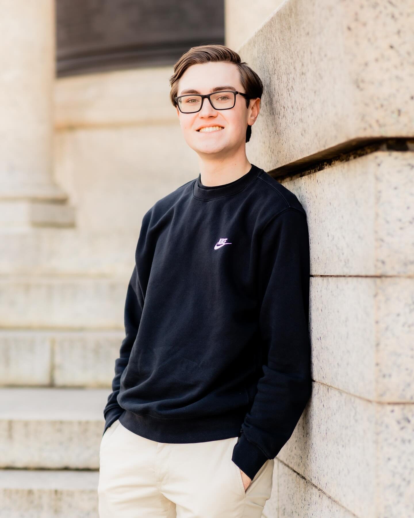 Noah // Silverdale // Class of 2024

Graduation is creeping up on the class of 2024! I hope everyone&rsquo;s spring semester of senior year is going well! 

&bull;
Chattanooga high school senior. Chattanooga photographer. Chattanooga family photograp
