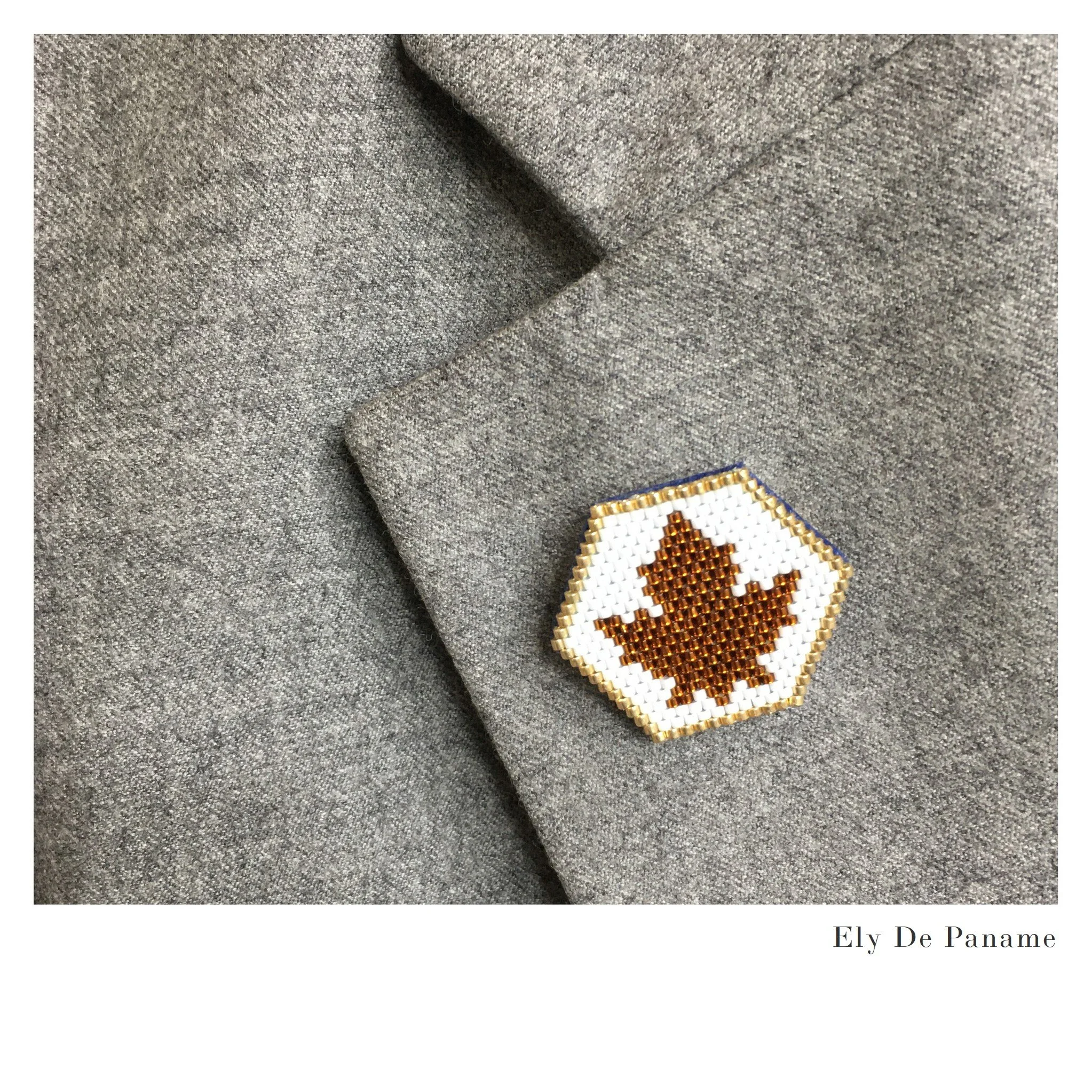 Broche "feuille"
