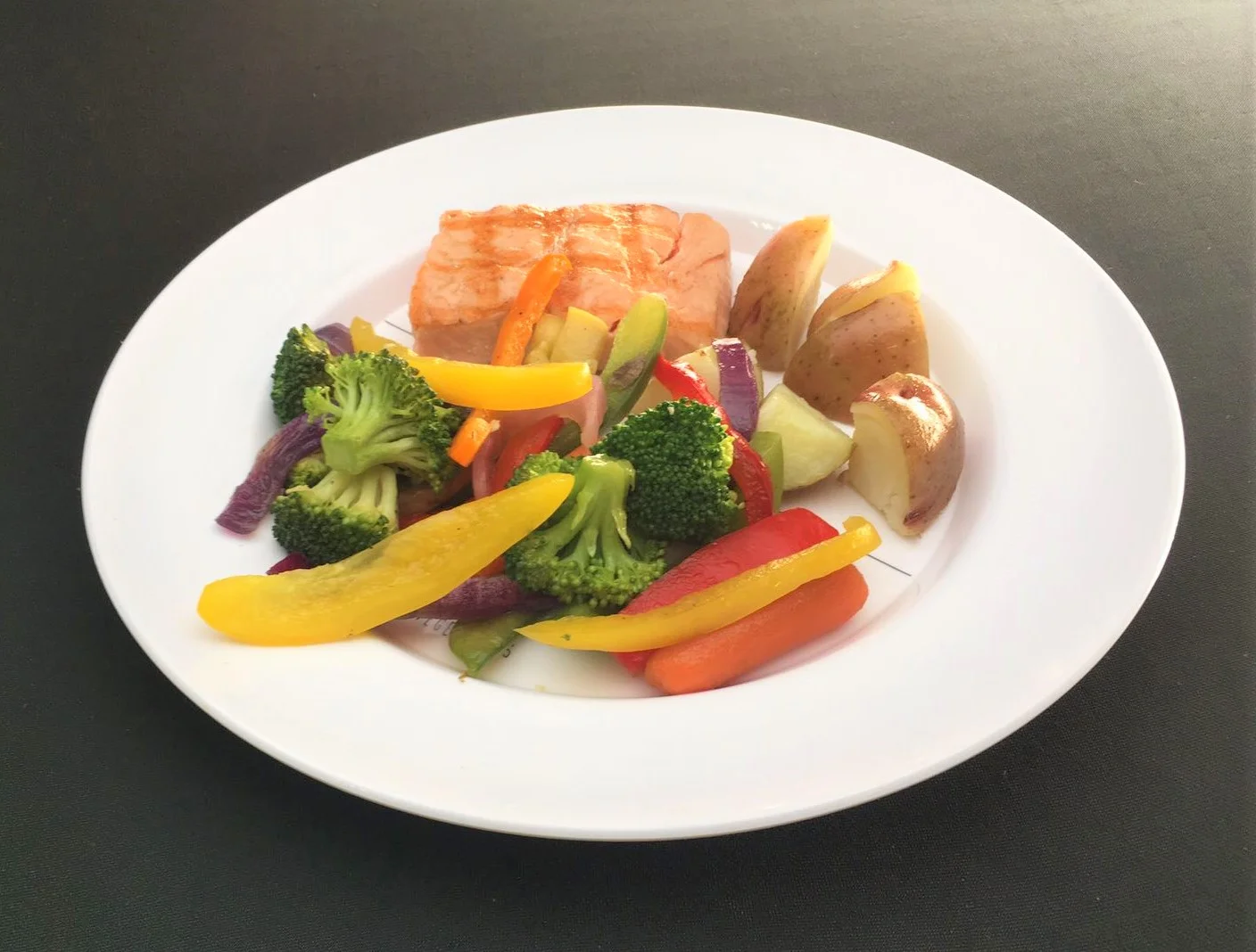 FOOD PLATE 1.jpg