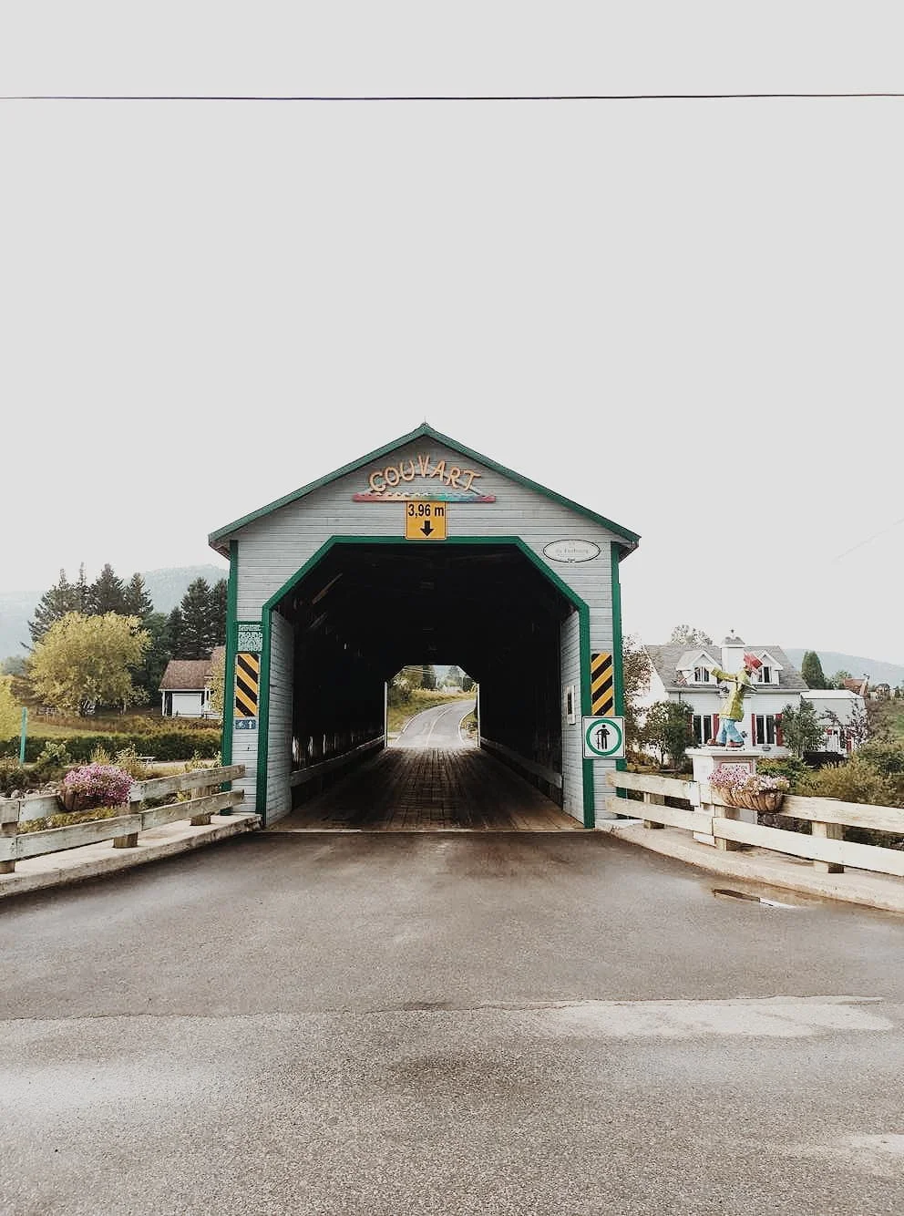 [Sag-Lac, L'Anse-Saint-Jean] Pont Couvart, Pont du Faubourg — On va se ...