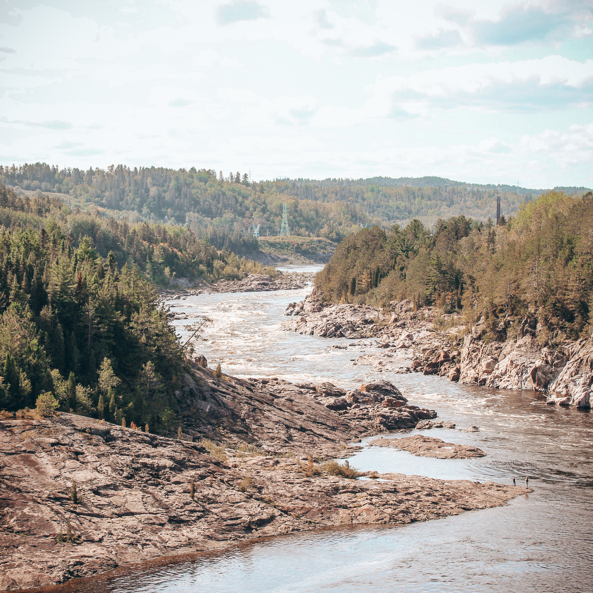 [Saguenay-Lac-St-Jean, Jonquière] Sentier du Saguenay et Parc à chien du Mont Fortin