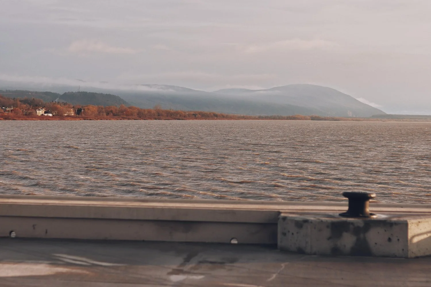 [Québec, Côte-de-Beaupré] Quai de Sainte-Anne-de-Beaupré, Quai de la Paix