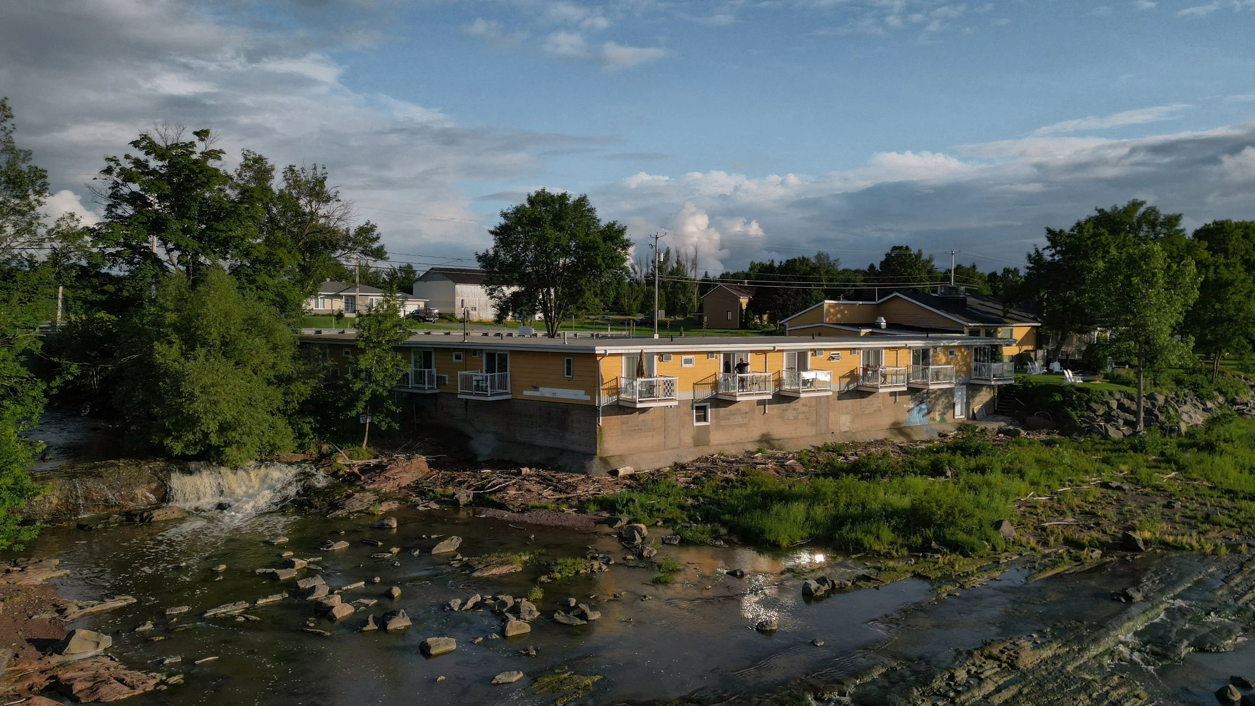 [Chaud.-App., Berthier-sur-Mer] La Plage Motel