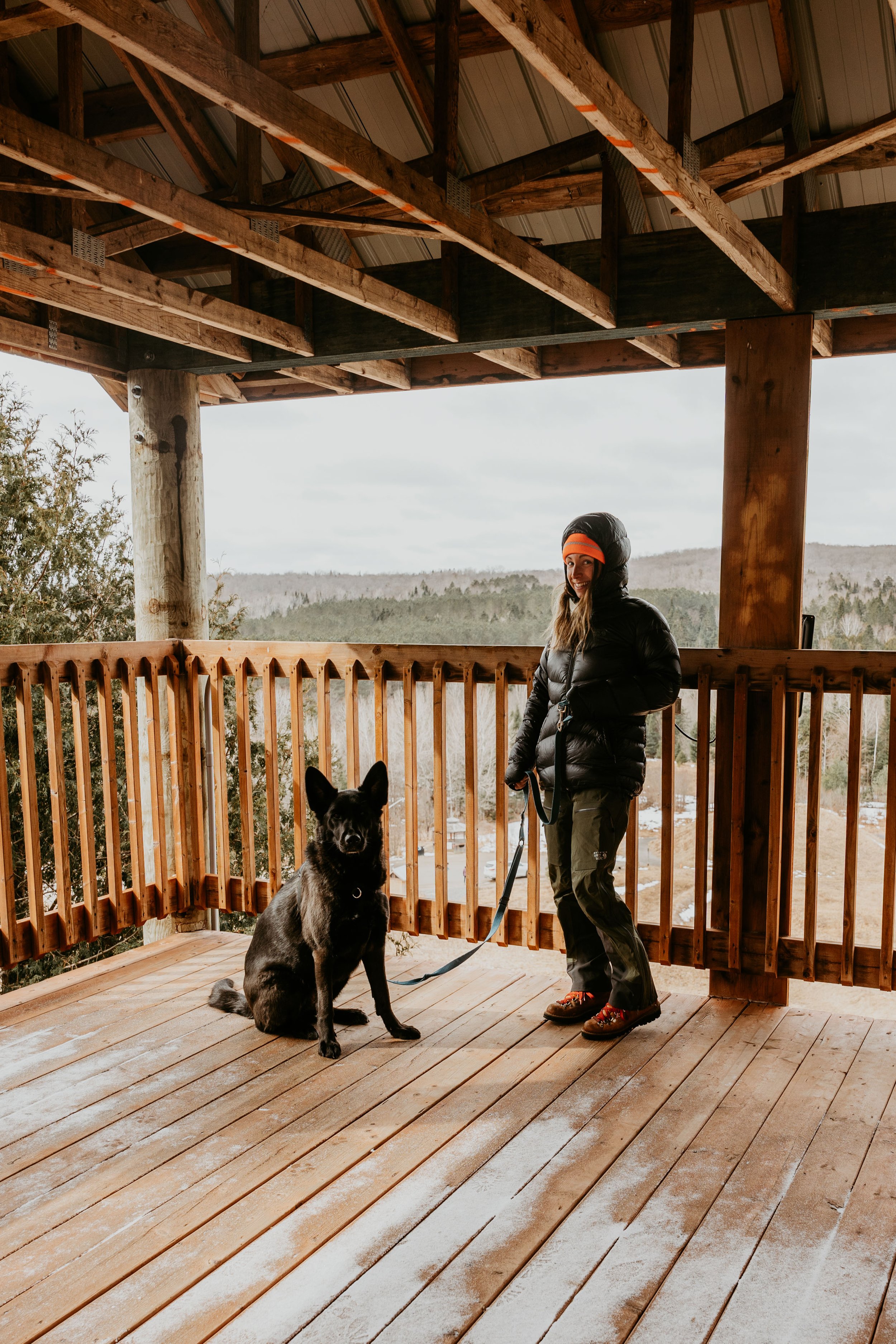 tour observation la minerve _chien_sentier_quebec_onvasepromener_laurentides (7).jpg