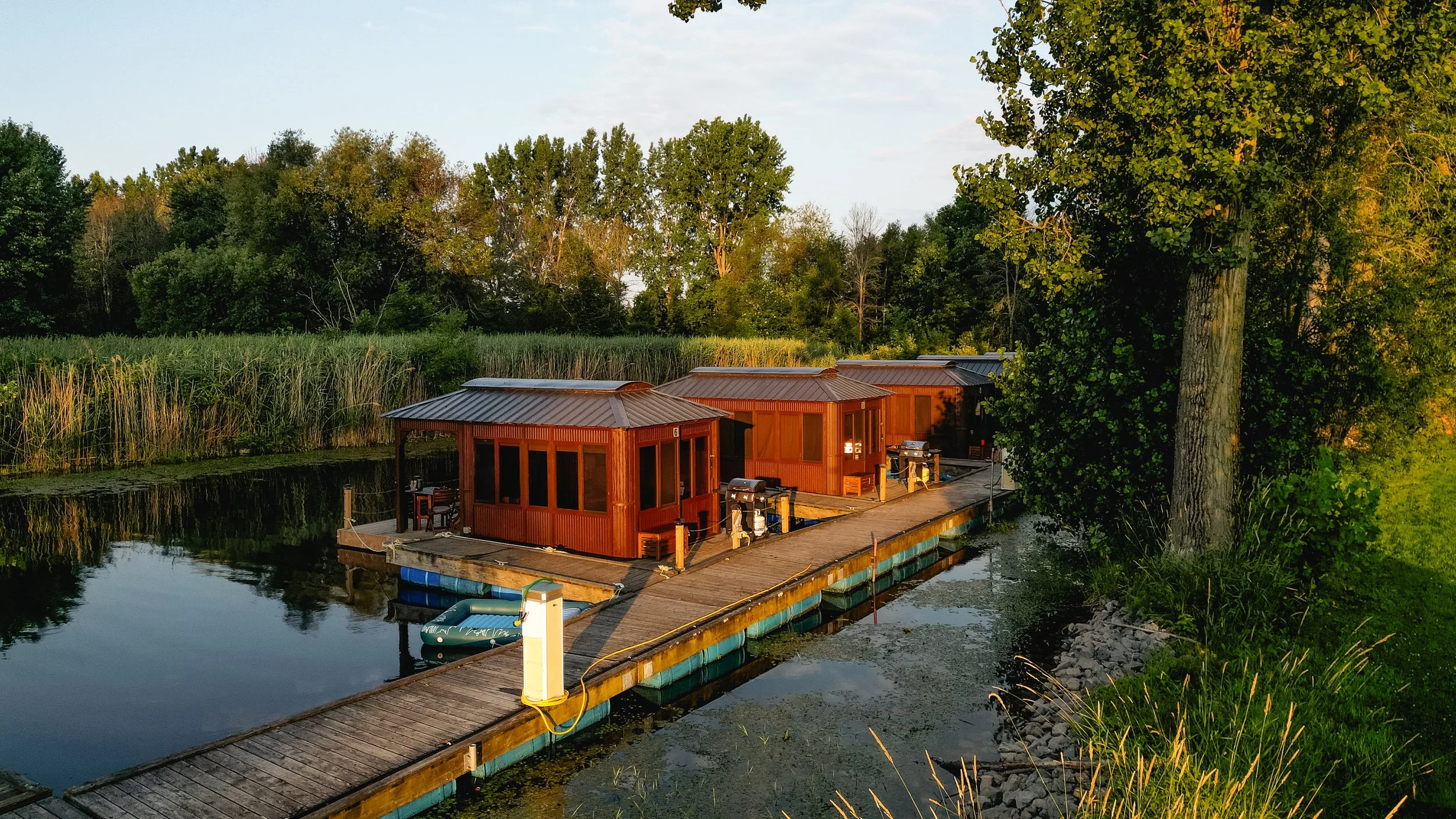 [Montérégie, Saint-Paul-de-l'Île-aux-Noix] Aloberge