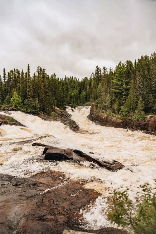 sentier+pédestre+de+la+chute+Gagnon+(10).jpg
