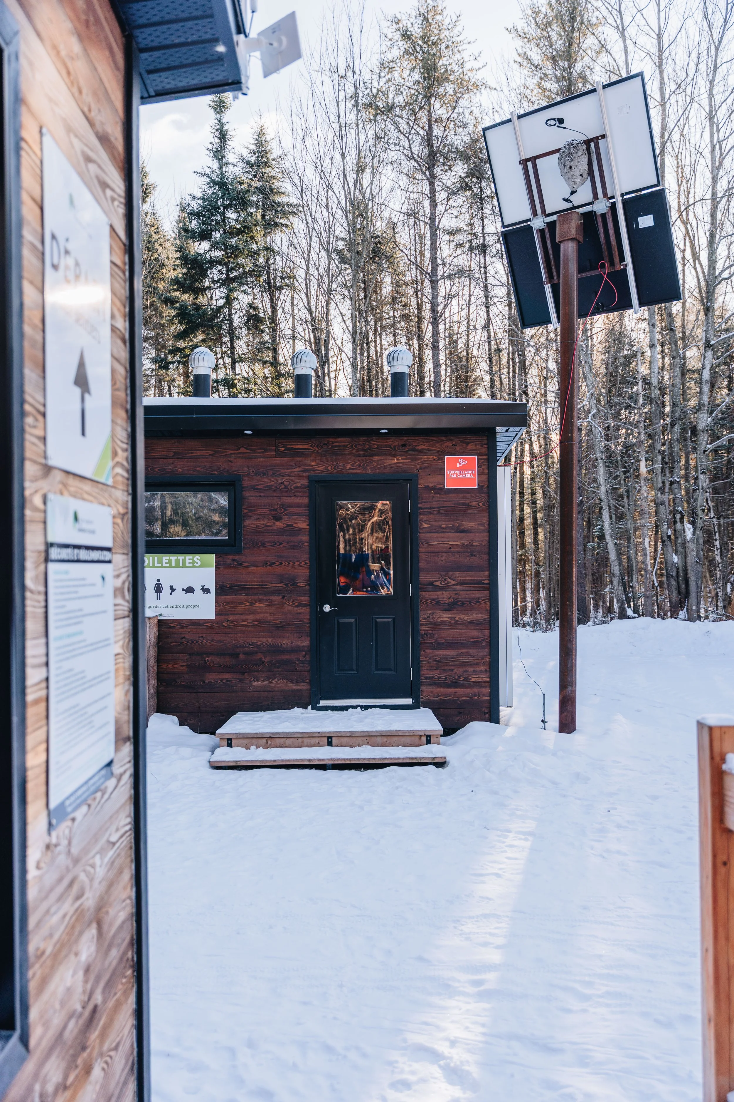 Parc Régional des Grandes-Coulées, chien, glamping sentier96.jpg