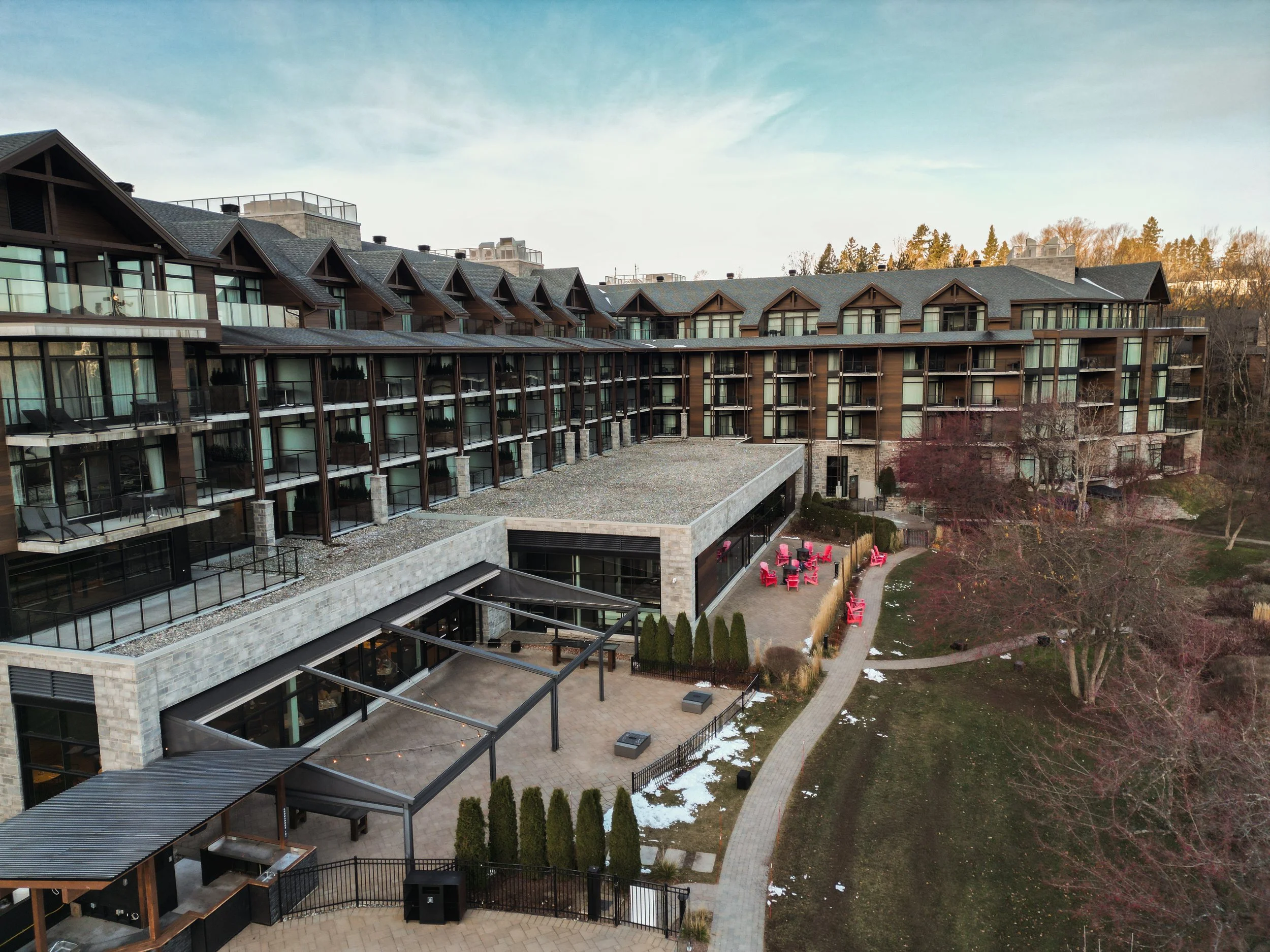 [Québec, Lac-Beauport] Entourage sur-le-Lac