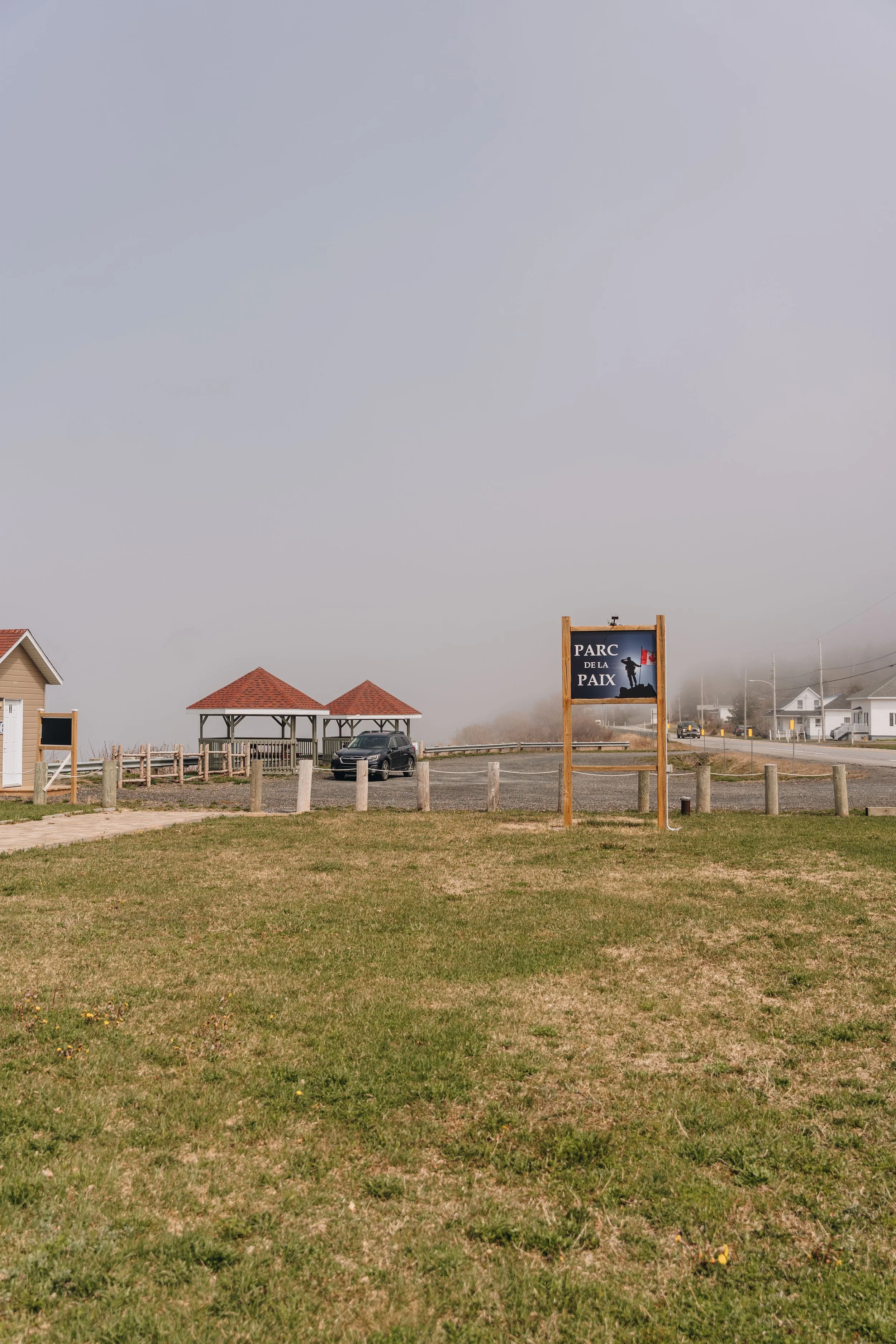 5Parc de la Paix chien halte gaspésie onvasepromener.jpg