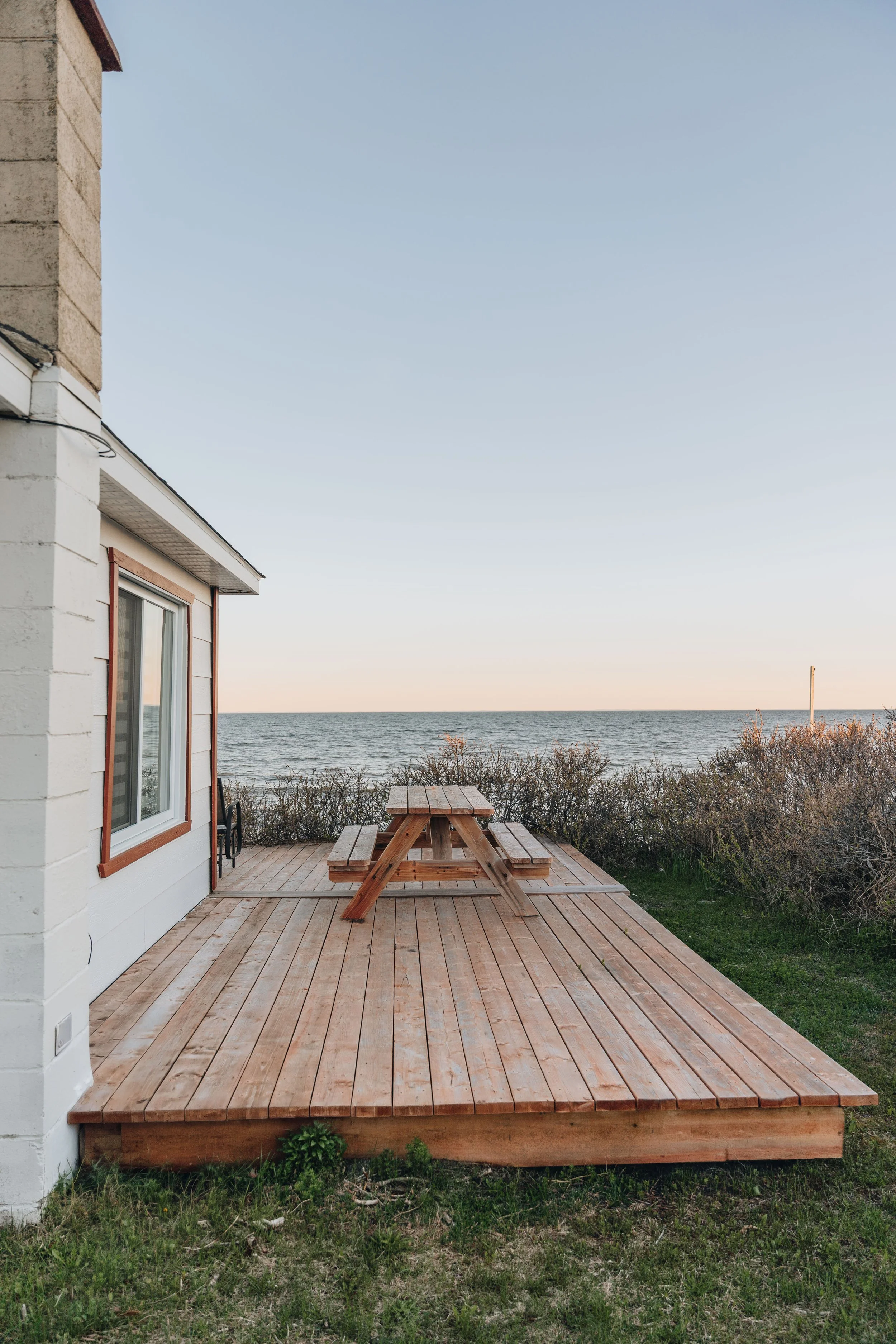 78maison blanche onvasepromener navigateurs ste-luce .jpg