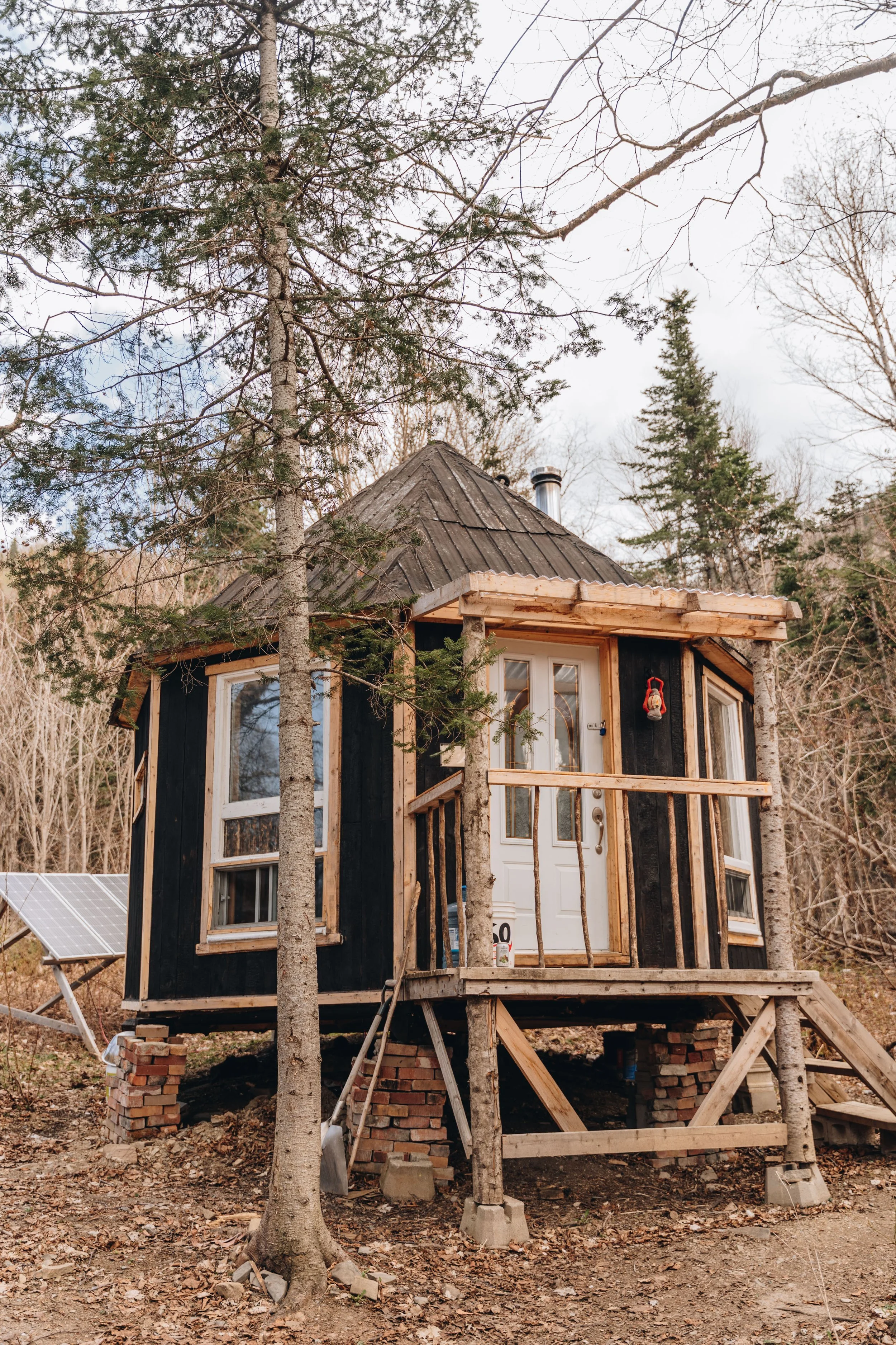 [Gaspésie, Ruisseau-à-rebours] La mini maison Solstice 