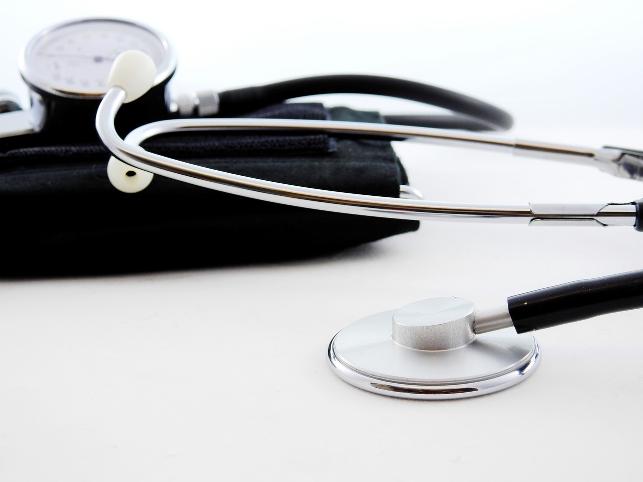 stethoscope-1584223_1280.jpg