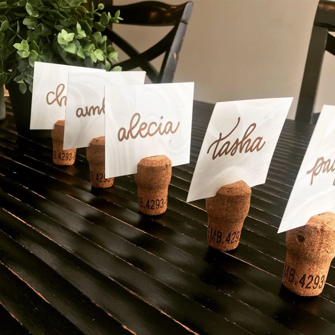 Place cards with corks.jpg