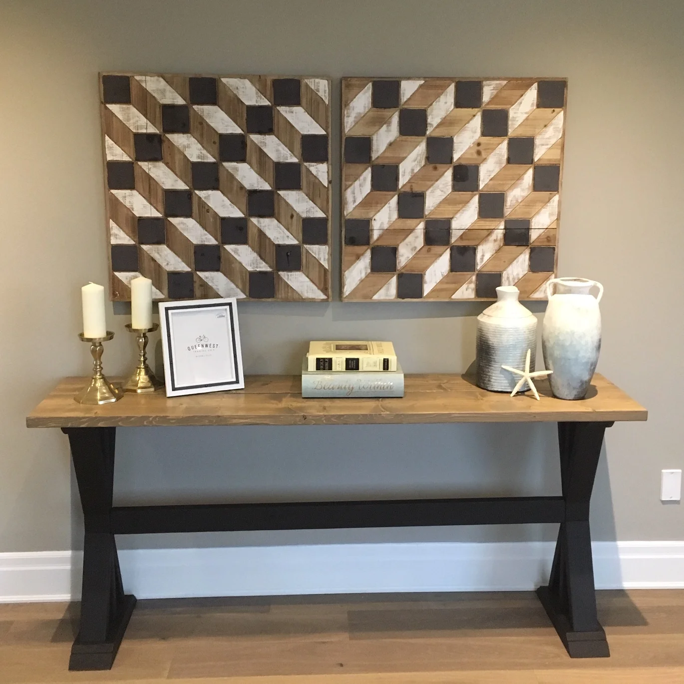  Size 78” x 18” x 35”  